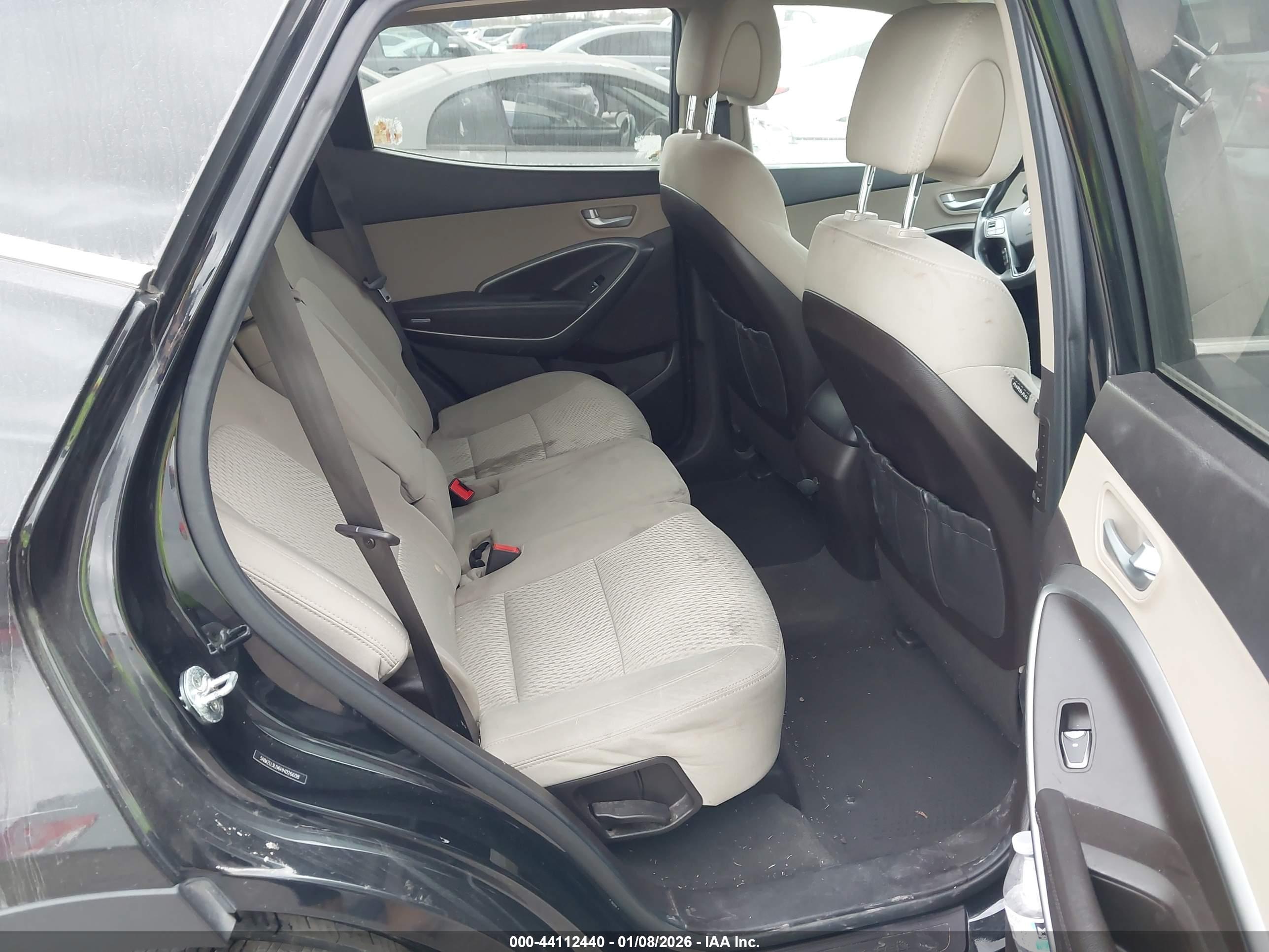 HYUNDAI SANTA image 8