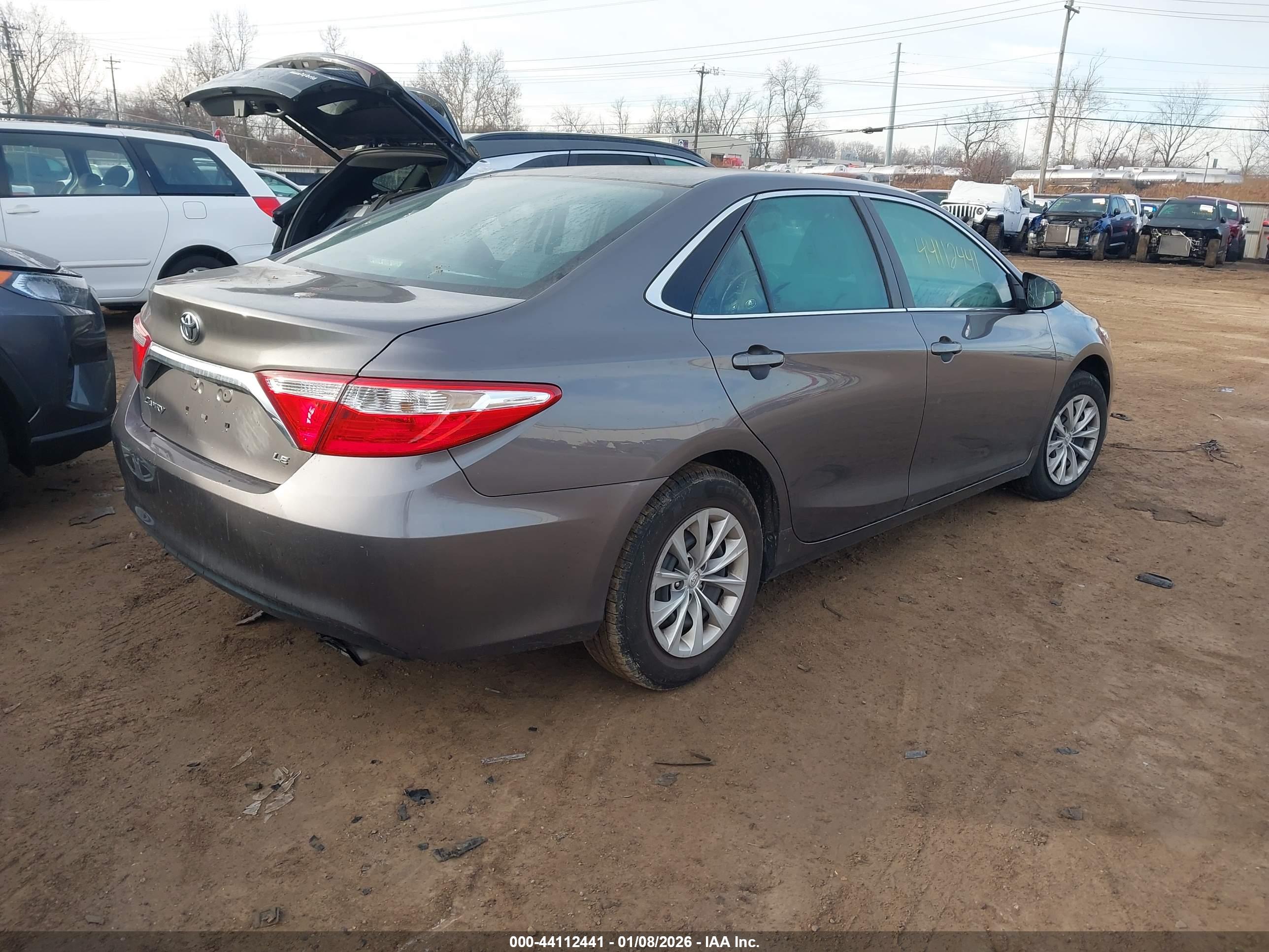 TOYOTA CAMRY image 4