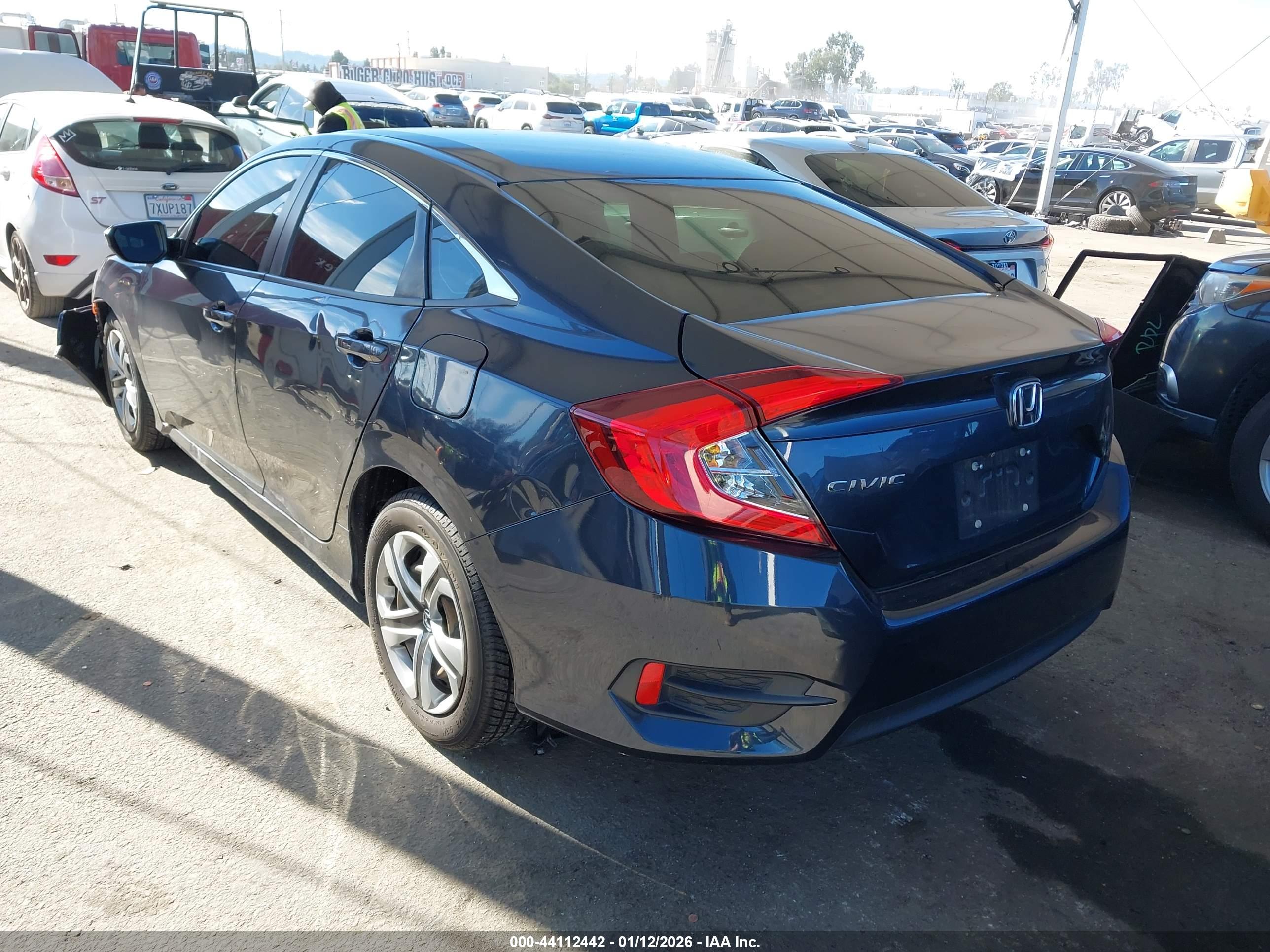 HONDA CIVIC image 3