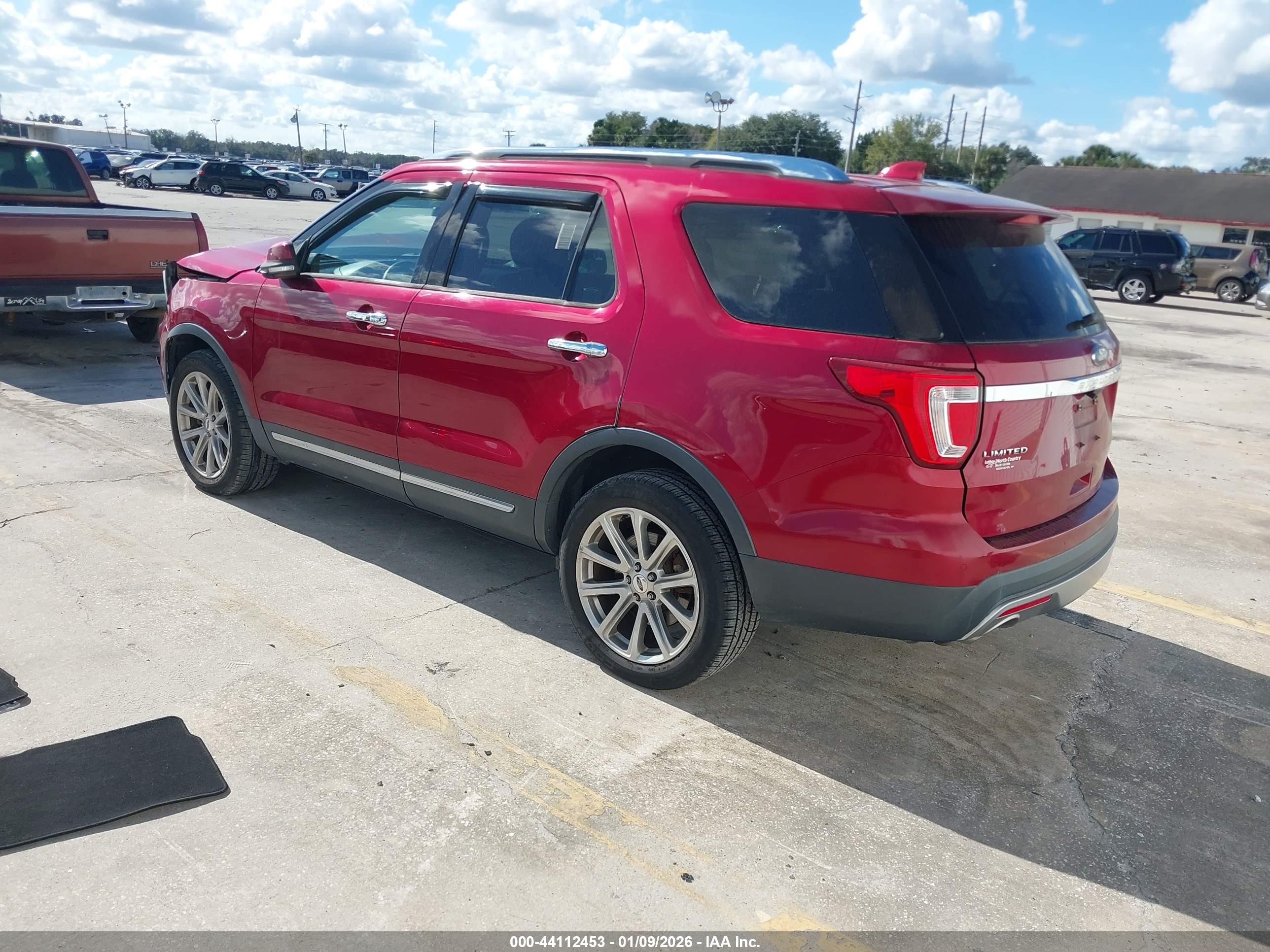 FORD EXPLORER image 3