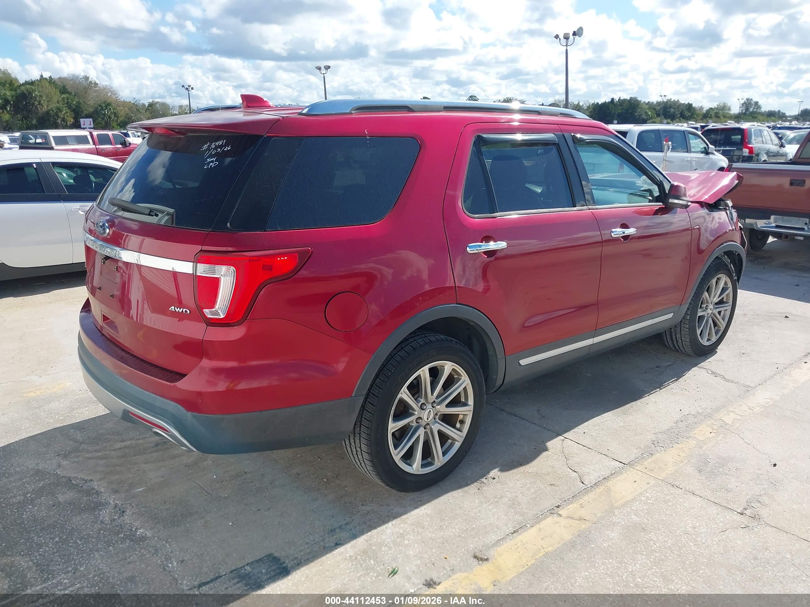 FORD EXPLORER image 4
