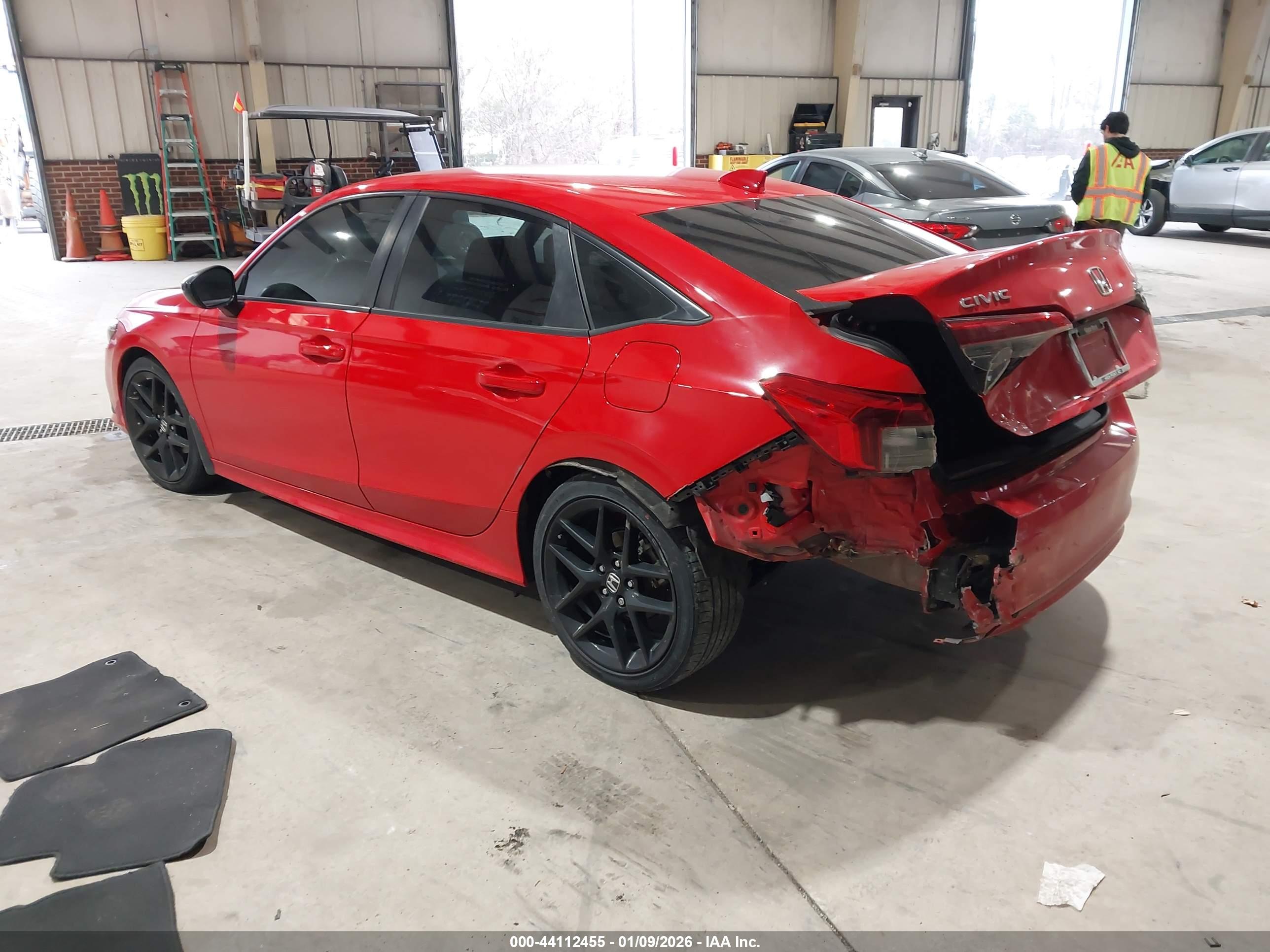 HONDA CIVIC image 3