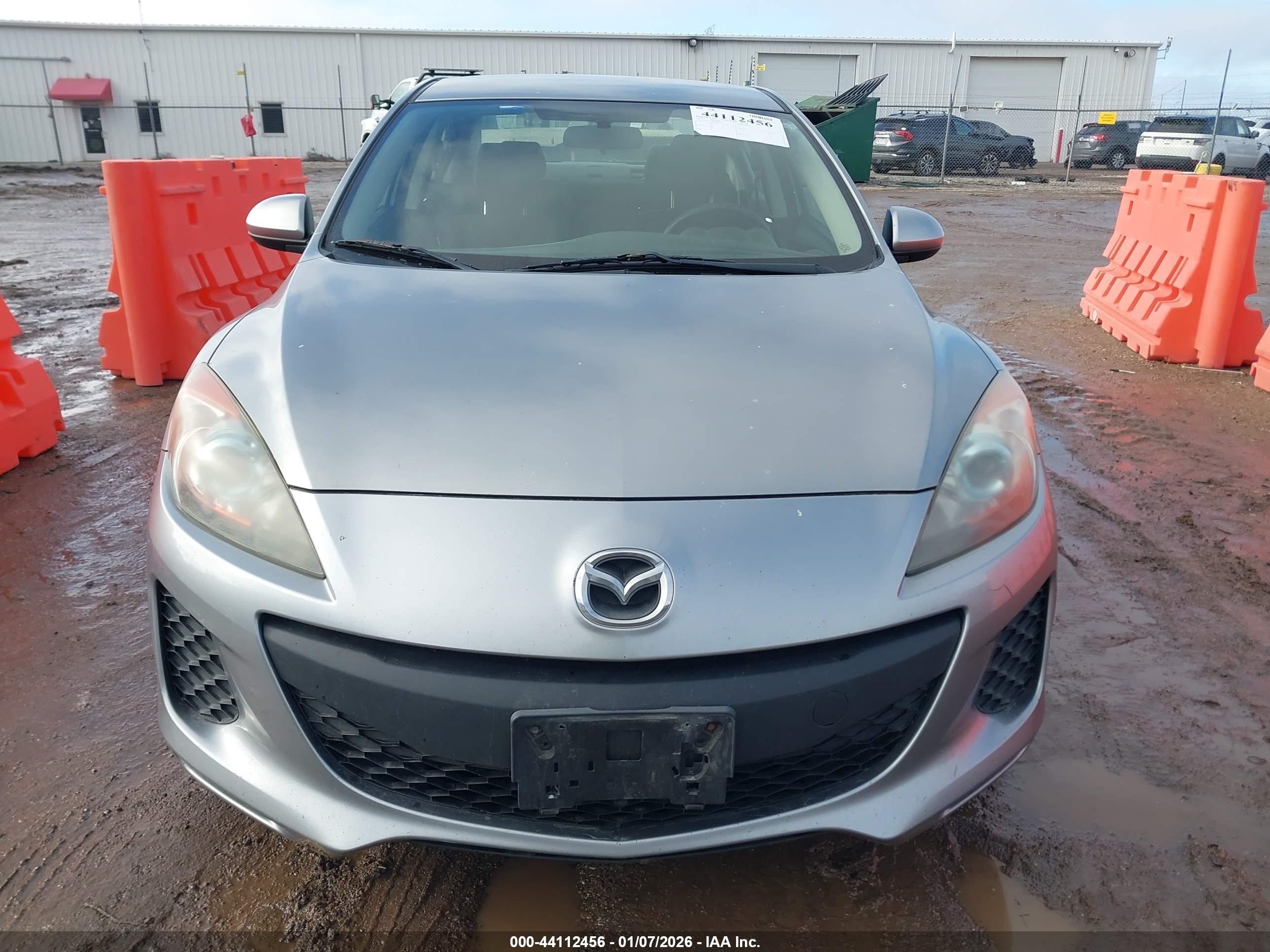 MAZDA MAZDA3 image 6