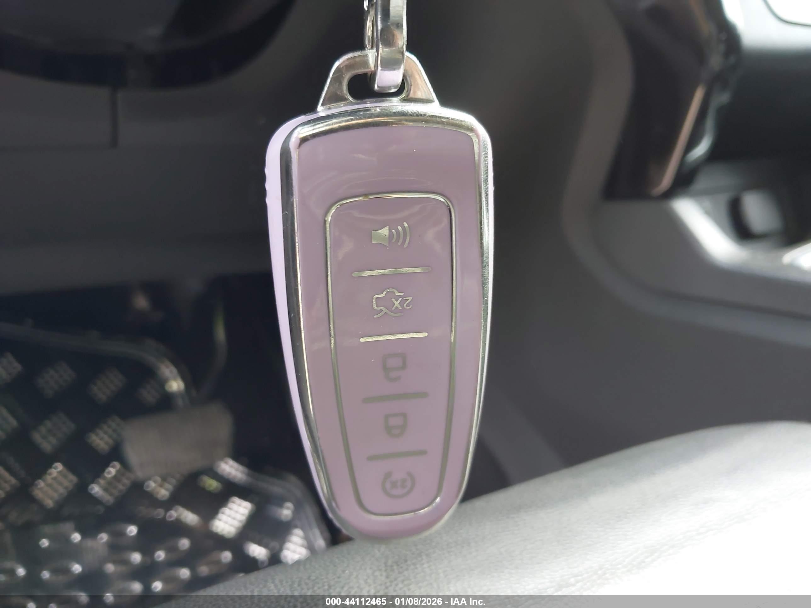 FORD ESCAPE image 11