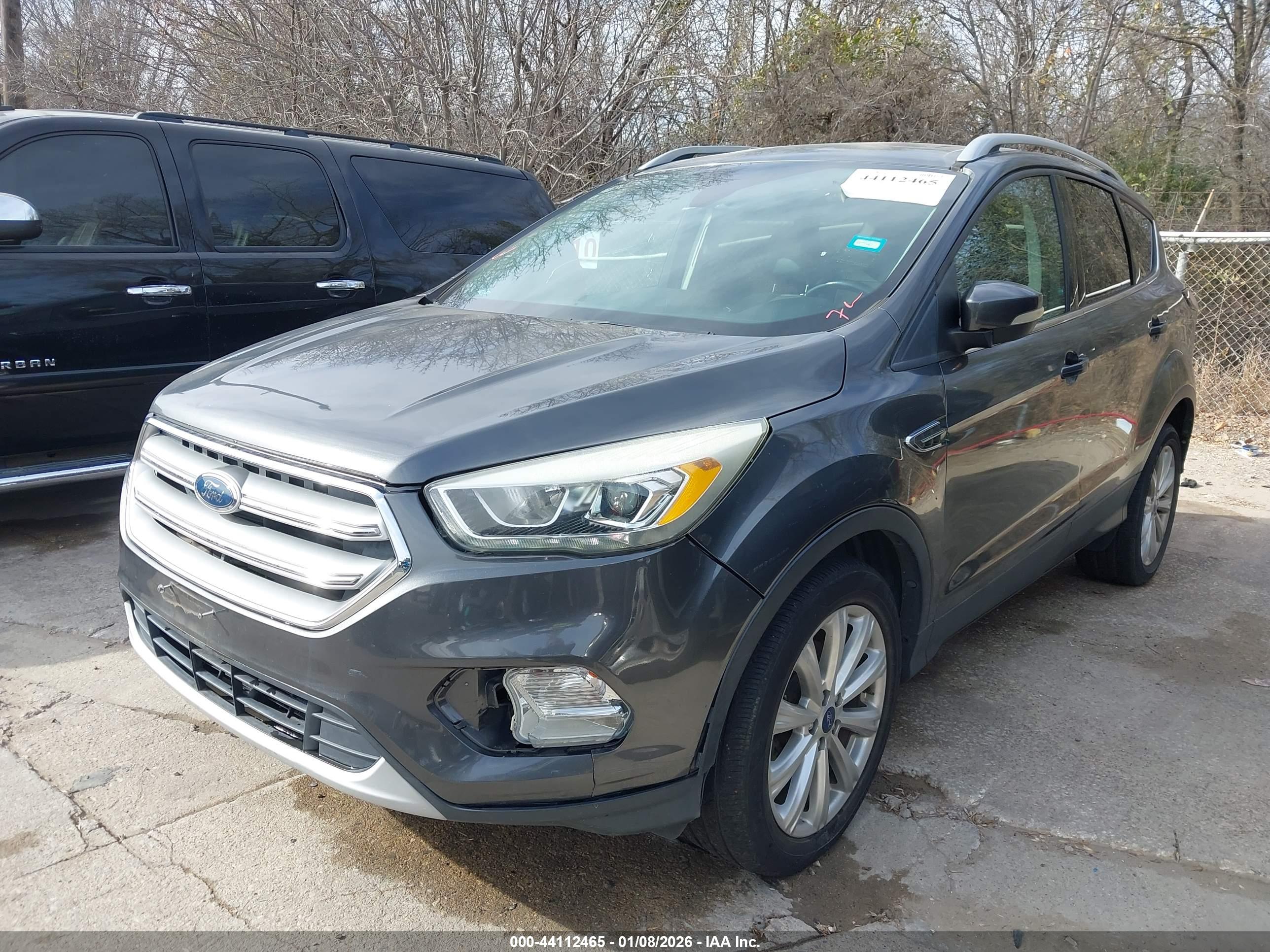 FORD ESCAPE image 2