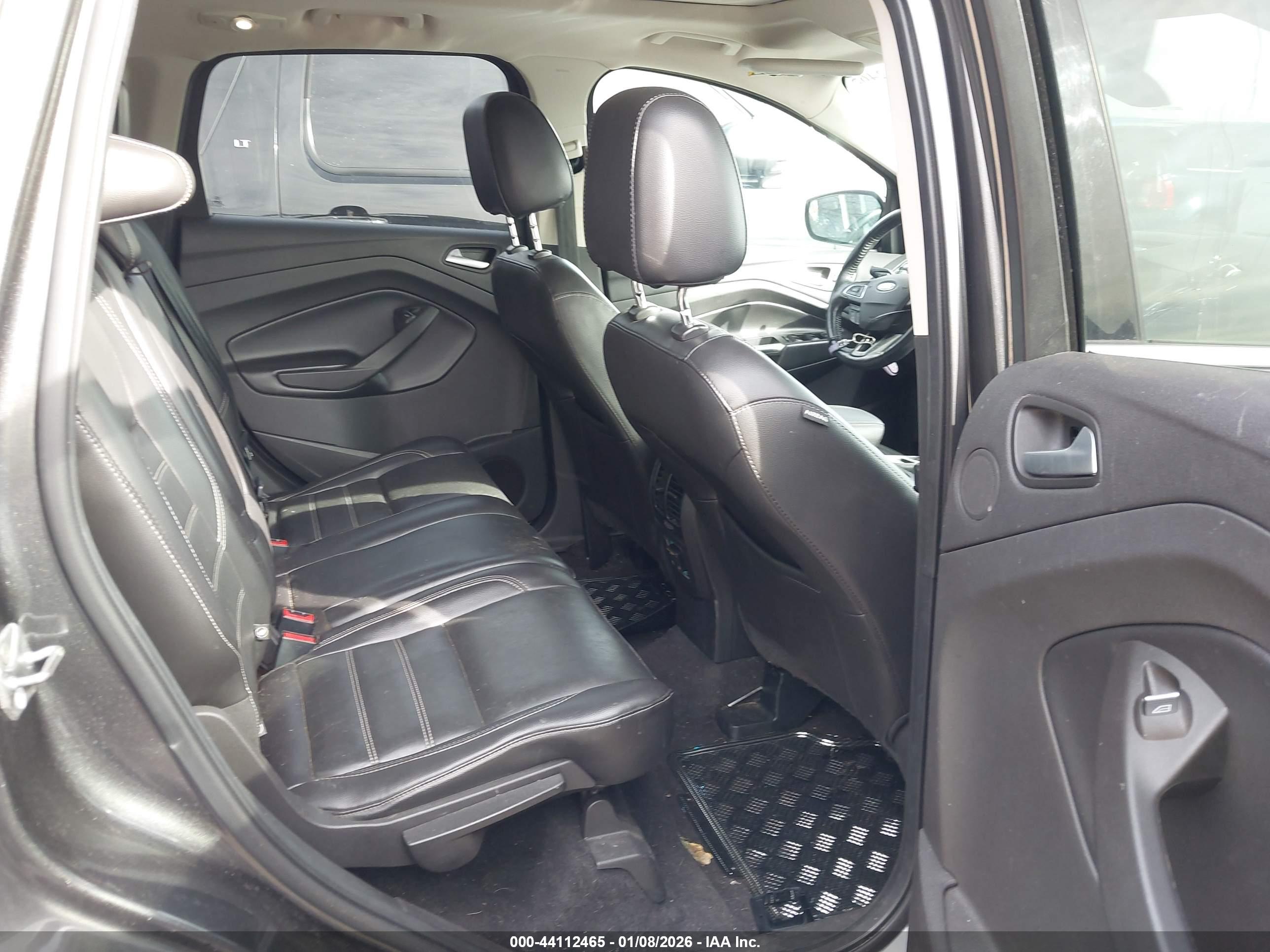 FORD ESCAPE image 8
