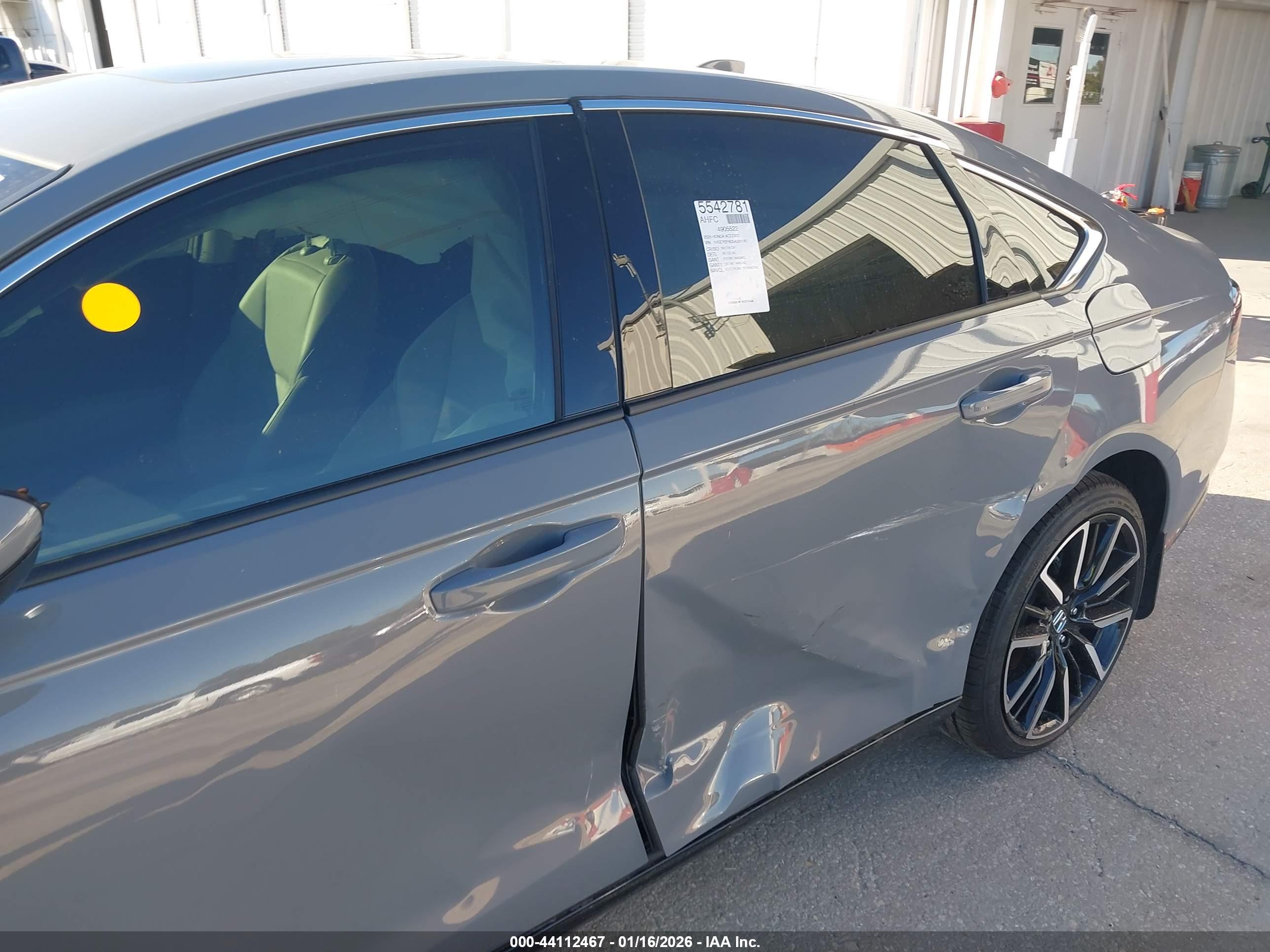 HONDA ACCORD image 6