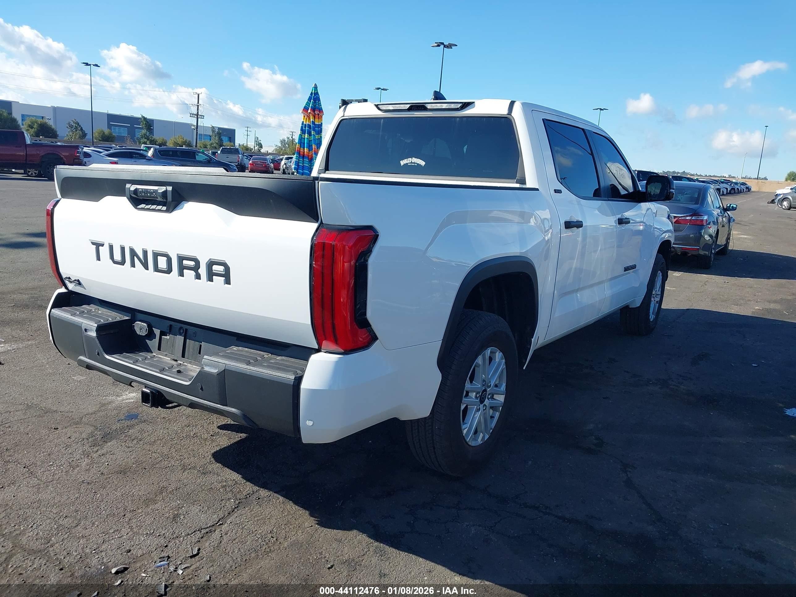 TOYOTA TUNDRA image 4
