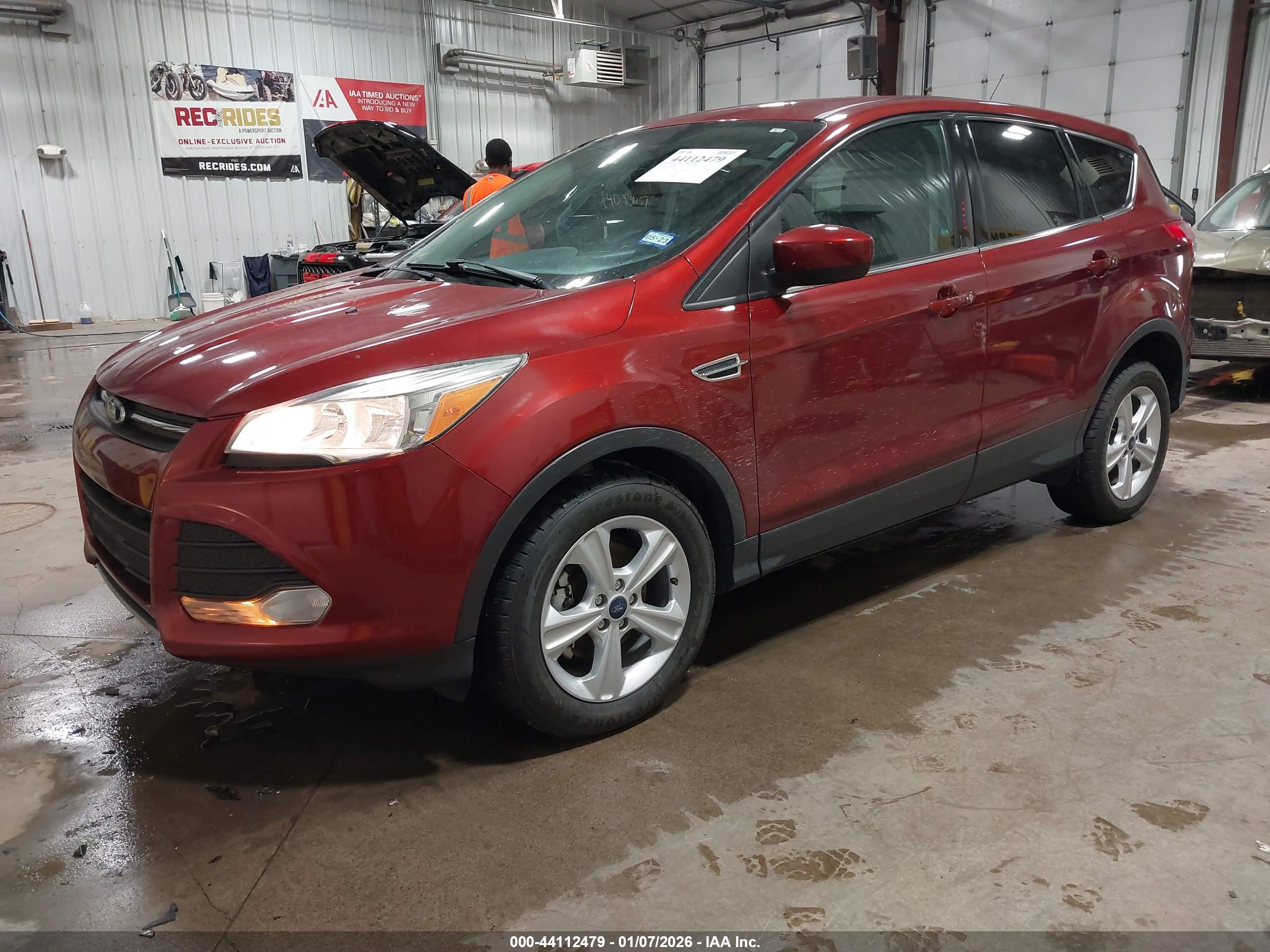 FORD ESCAPE image 2
