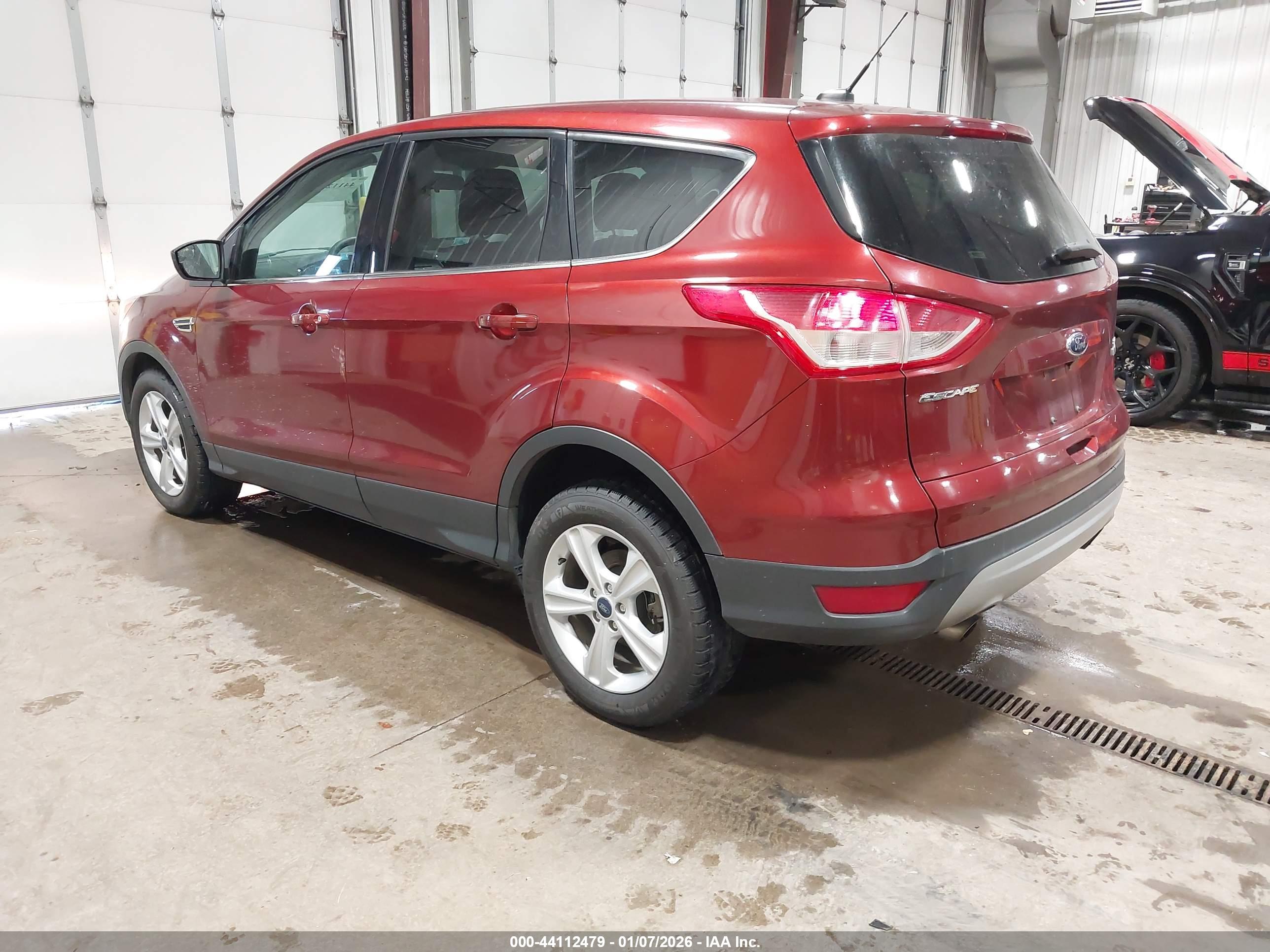 FORD ESCAPE image 3