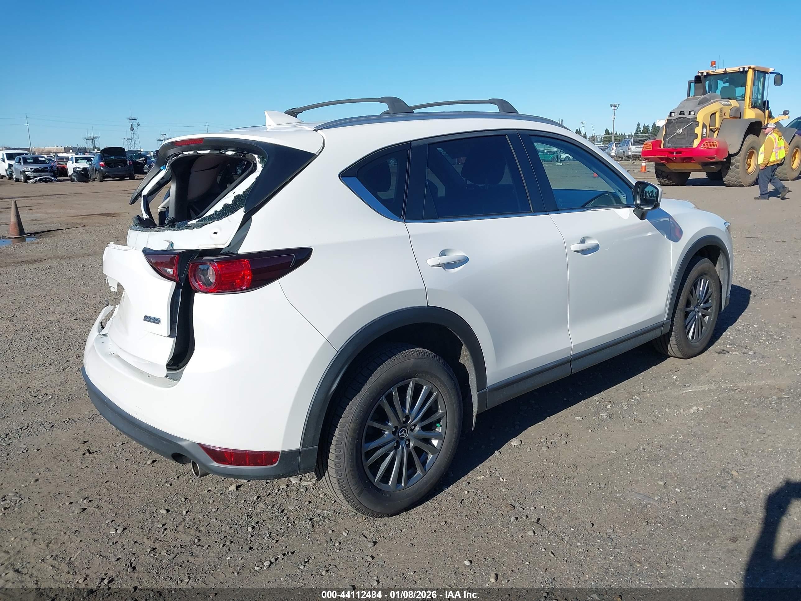 MAZDA CX-5 image 4