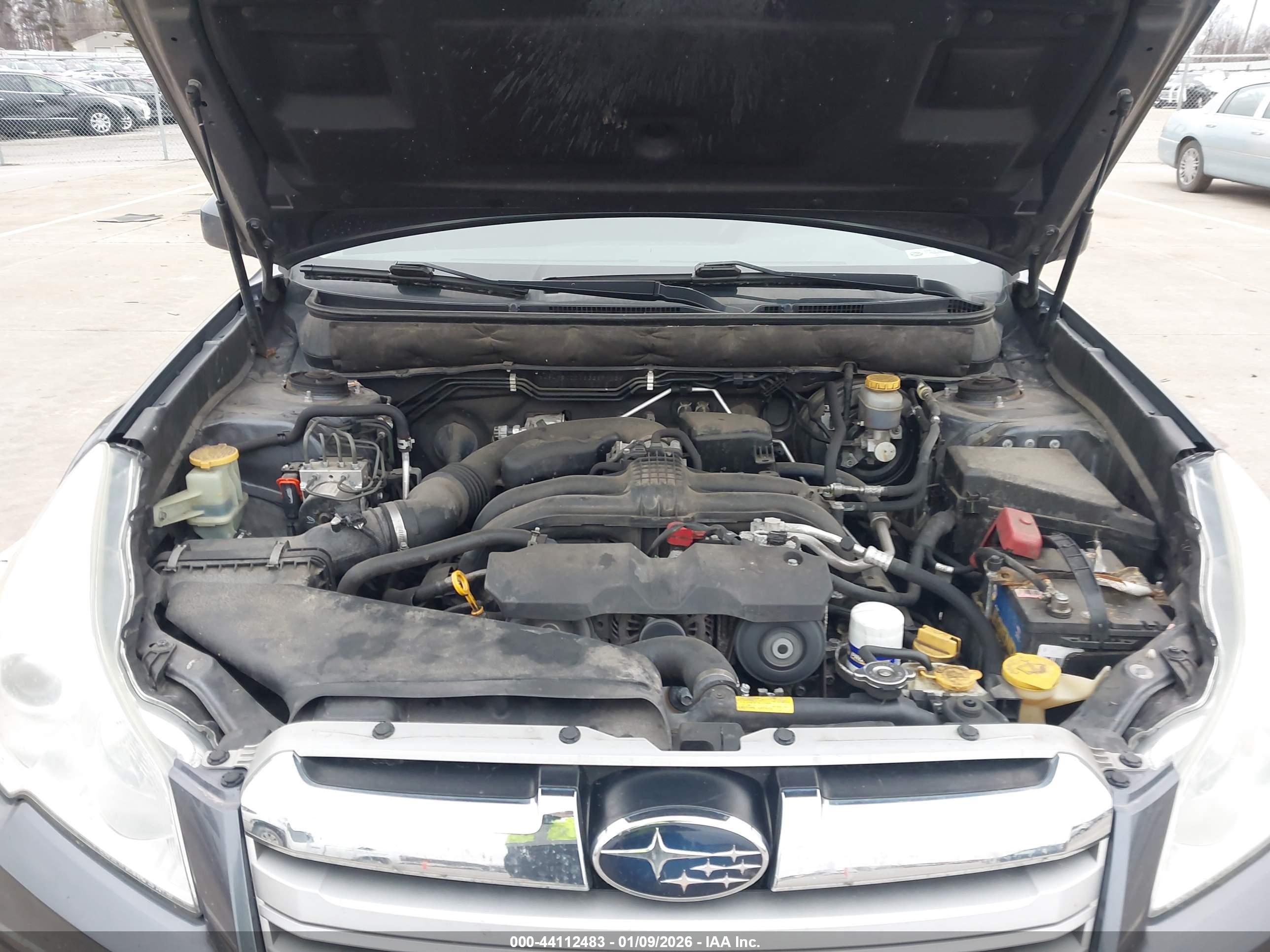 SUBARU OUTBACK image 10