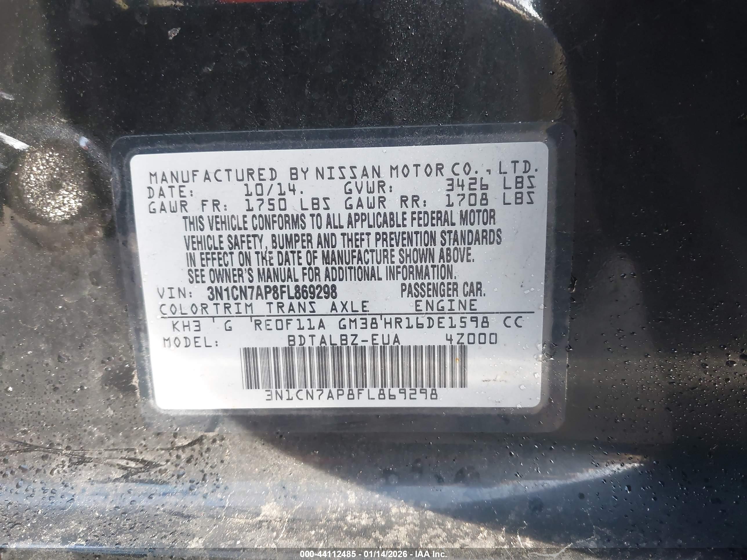 NISSAN VERSA image 9