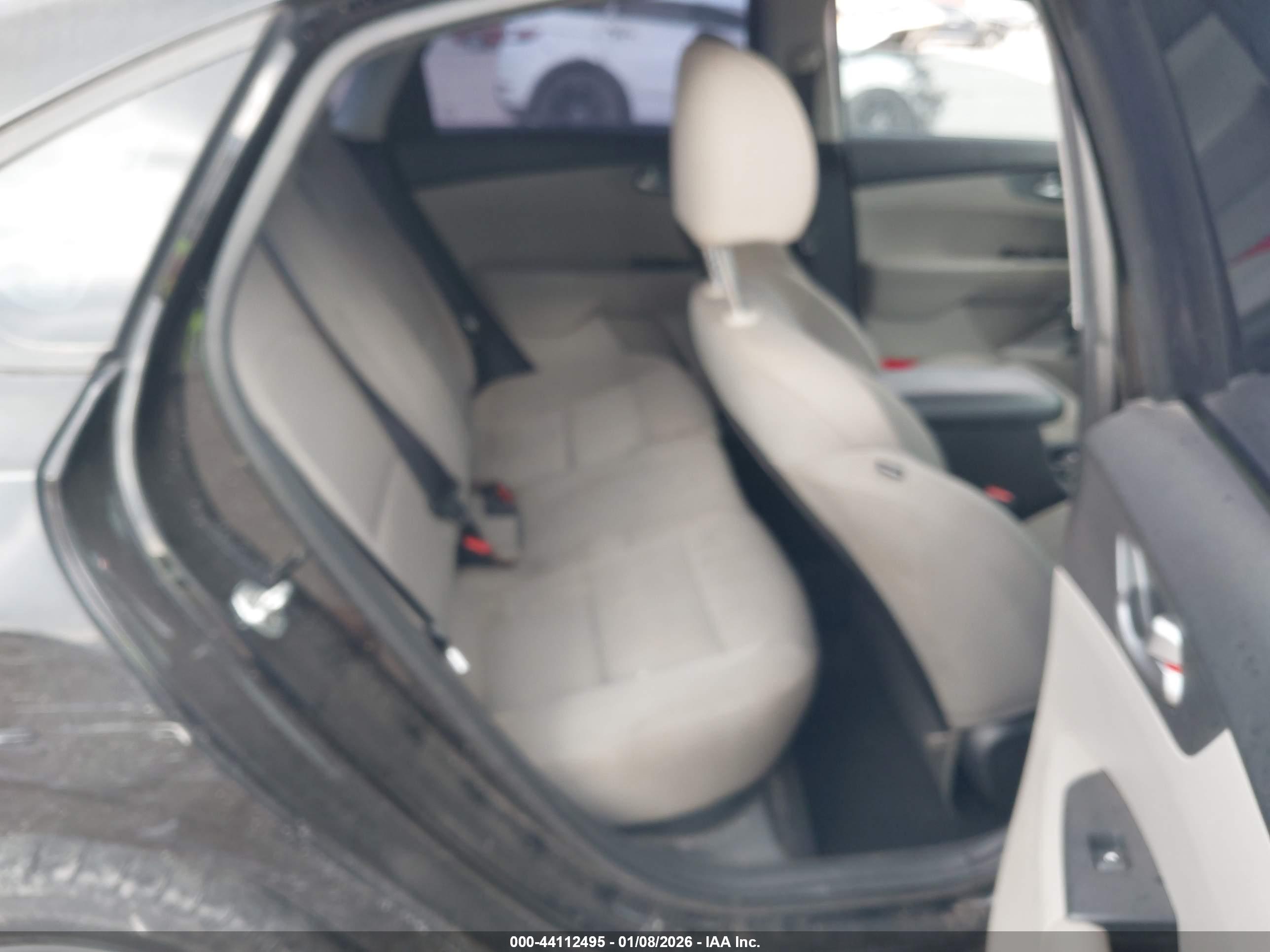 KIA FORTE image 8
