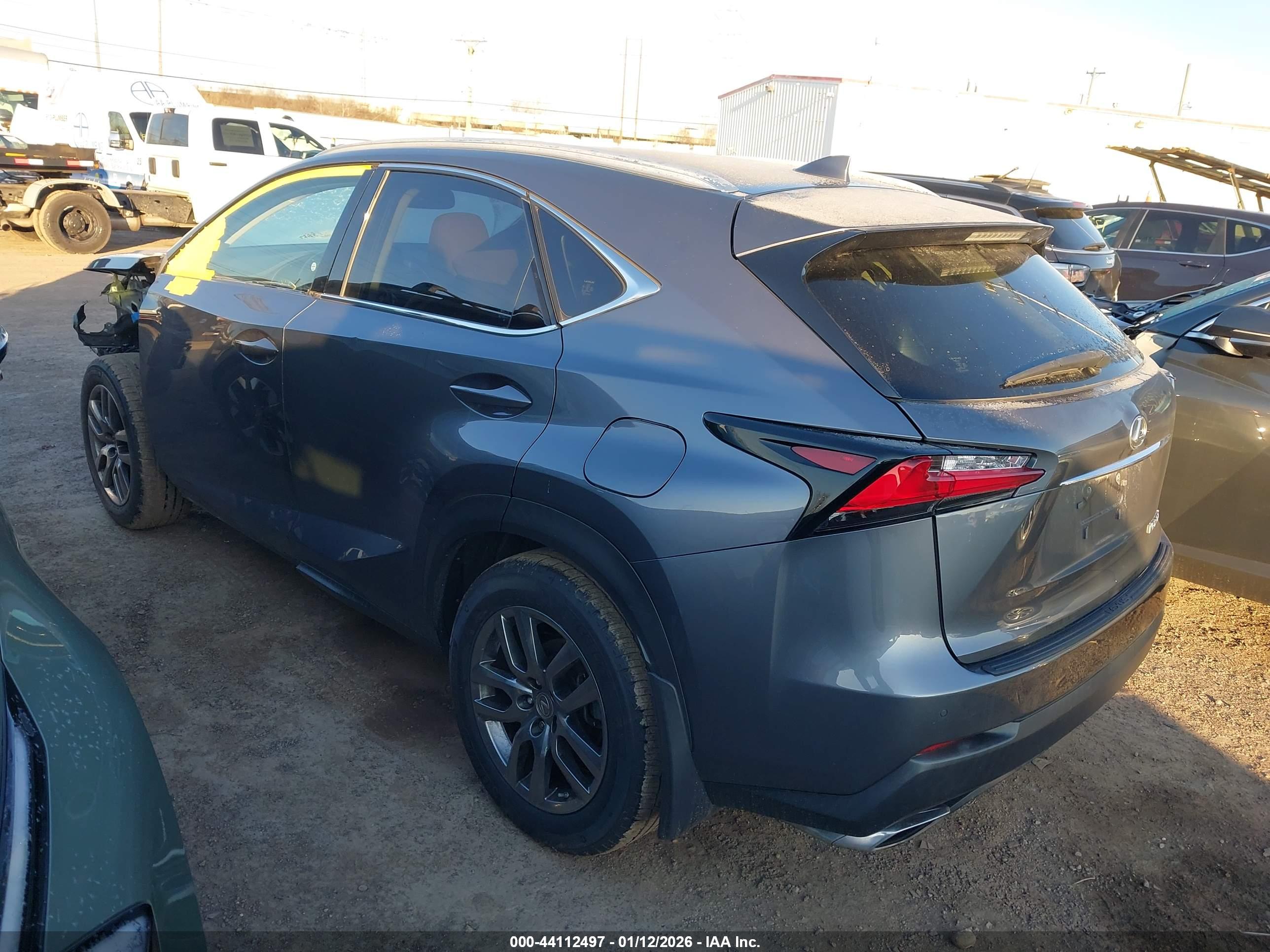 LEXUS NX image 3