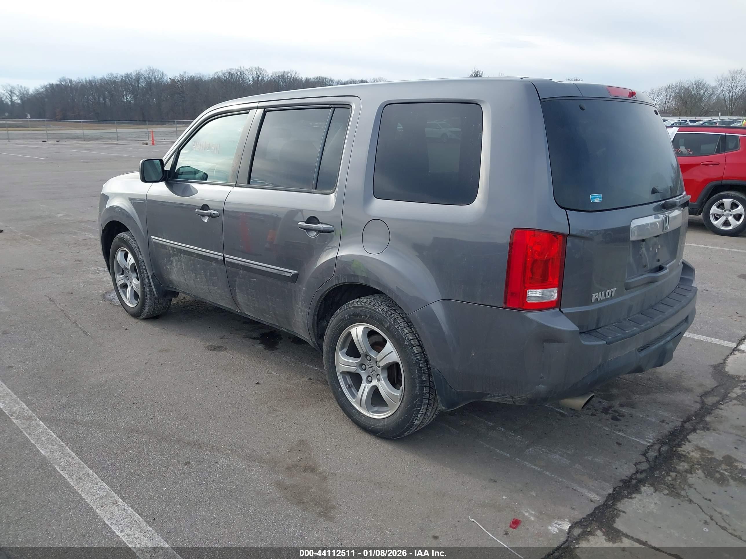 HONDA PILOT image 3