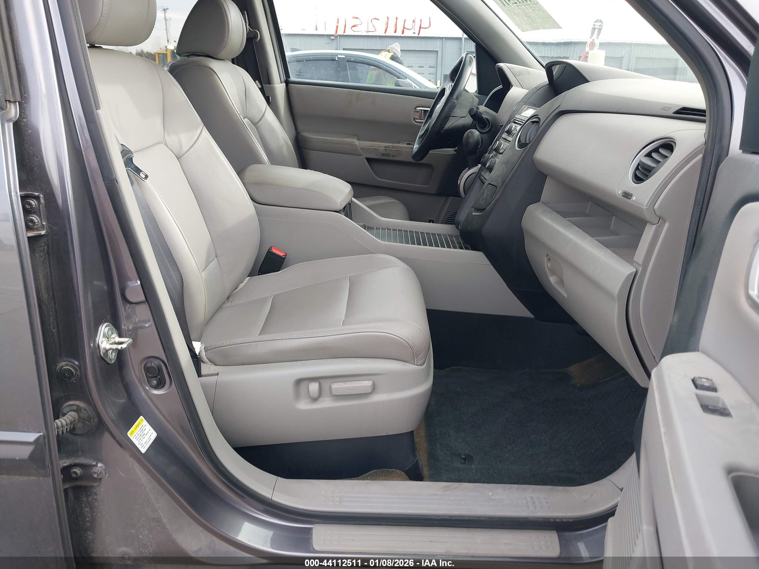 HONDA PILOT image 5