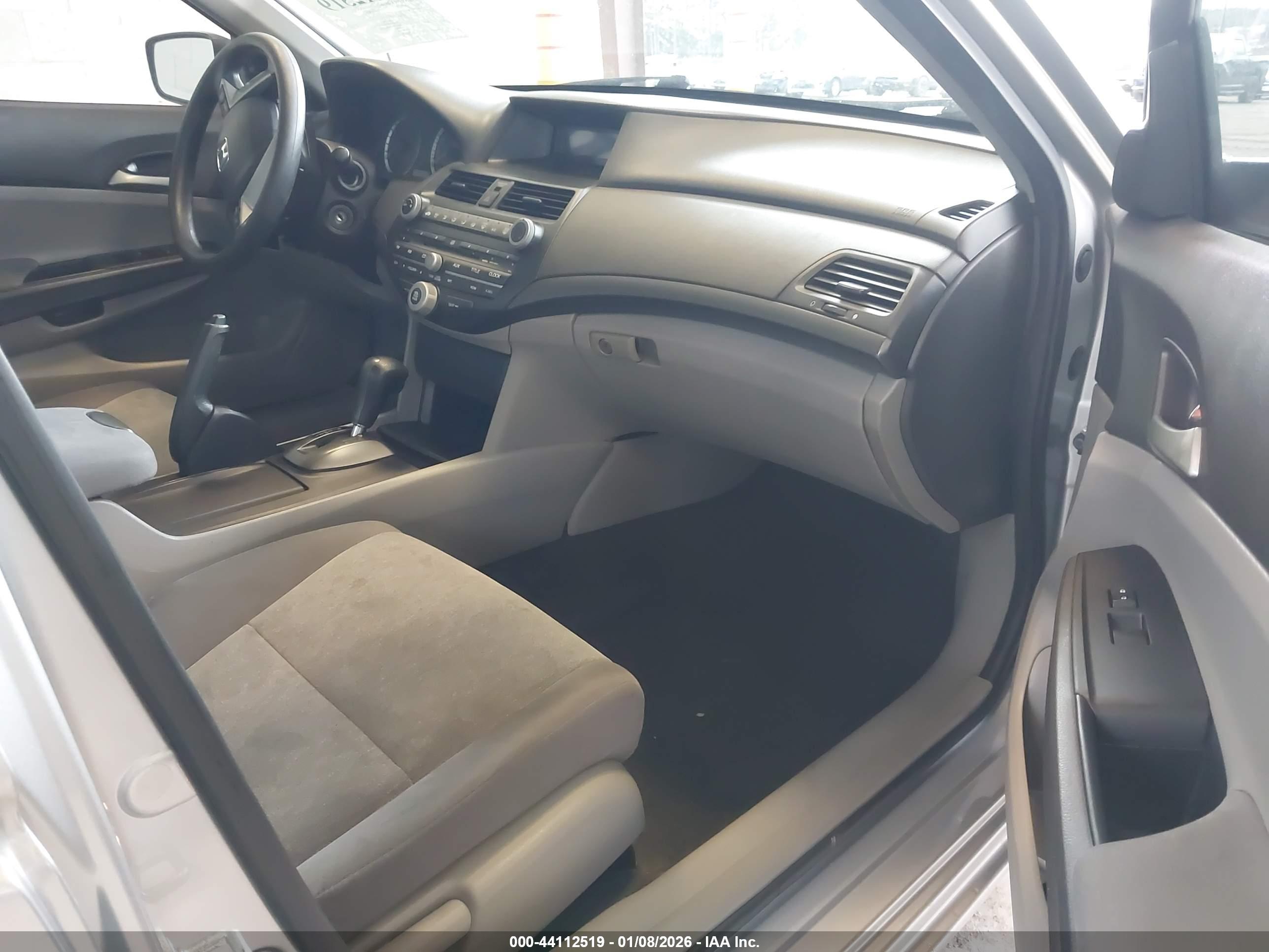 HONDA ACCORD image 5