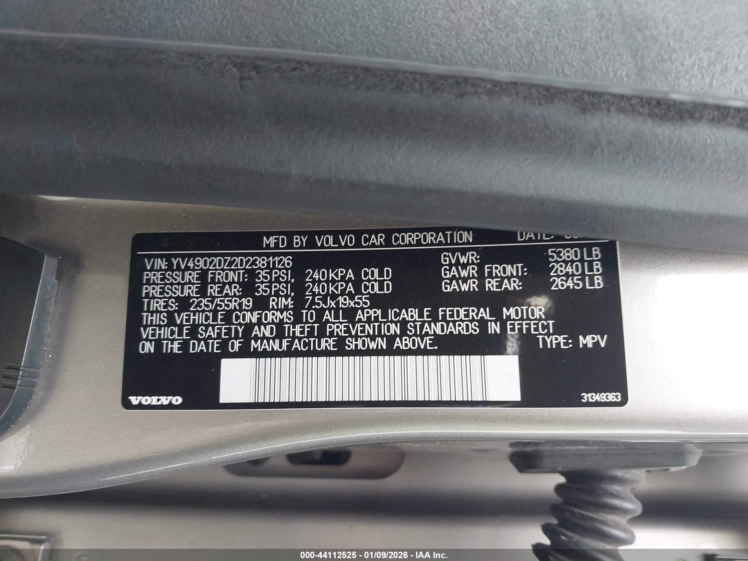 VOLVO XC60 image 9