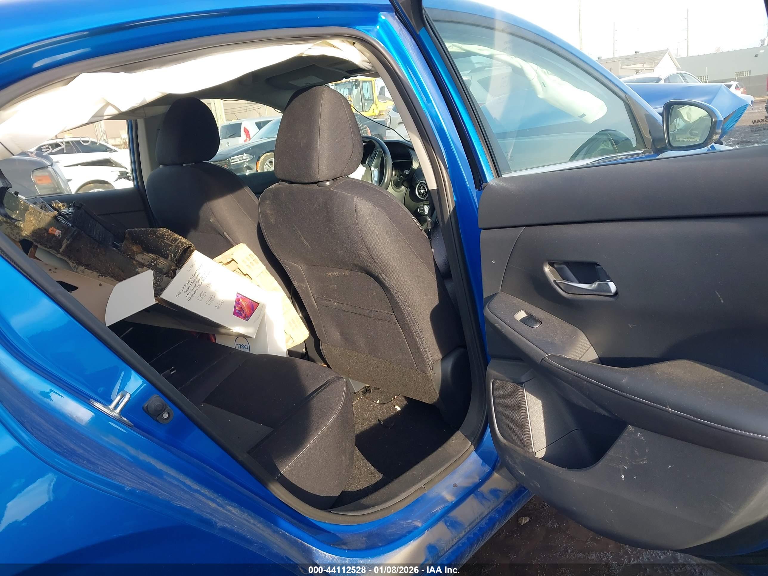 NISSAN SENTRA image 8