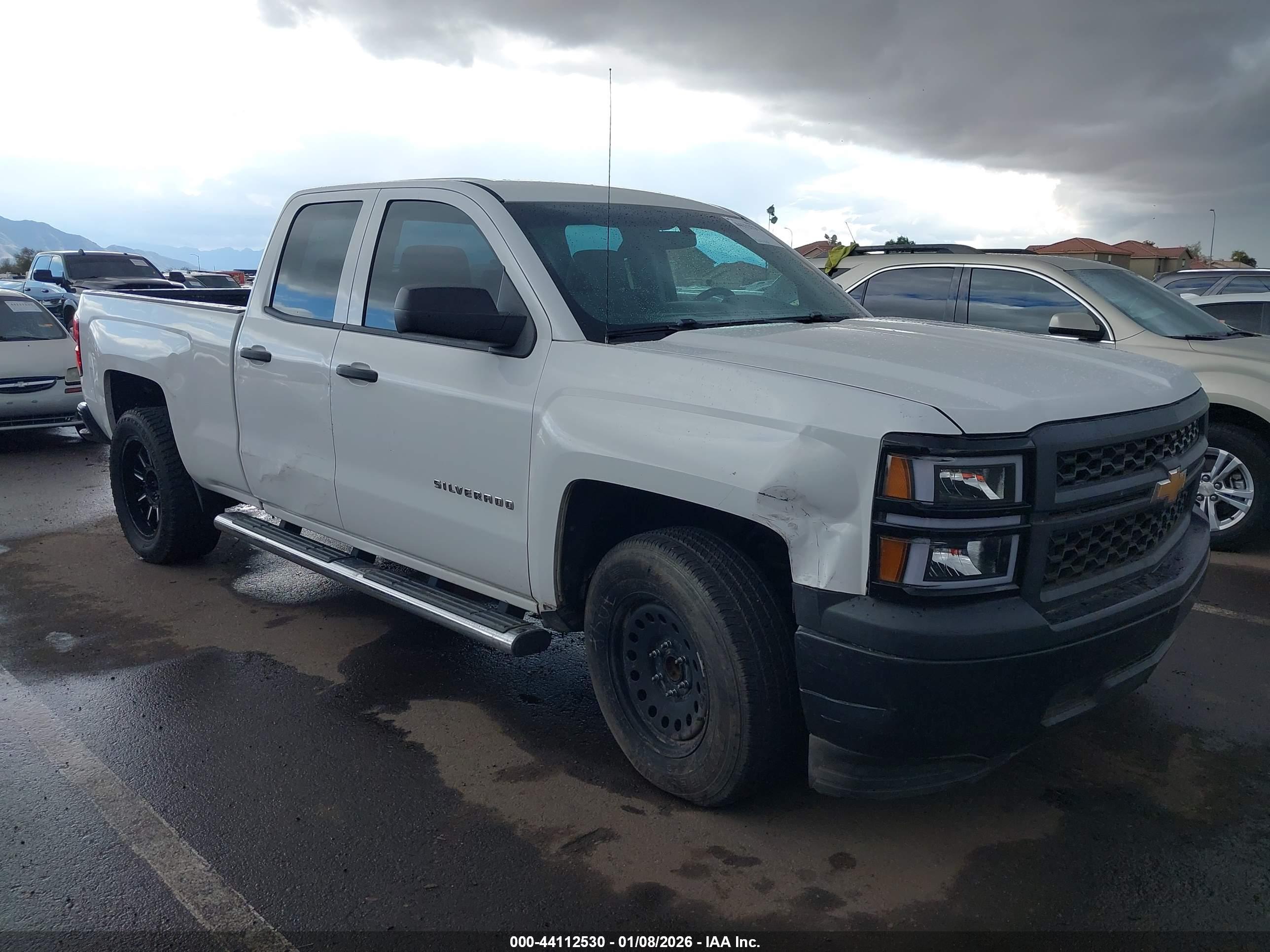 CHEVROLET SILVERADO image 6