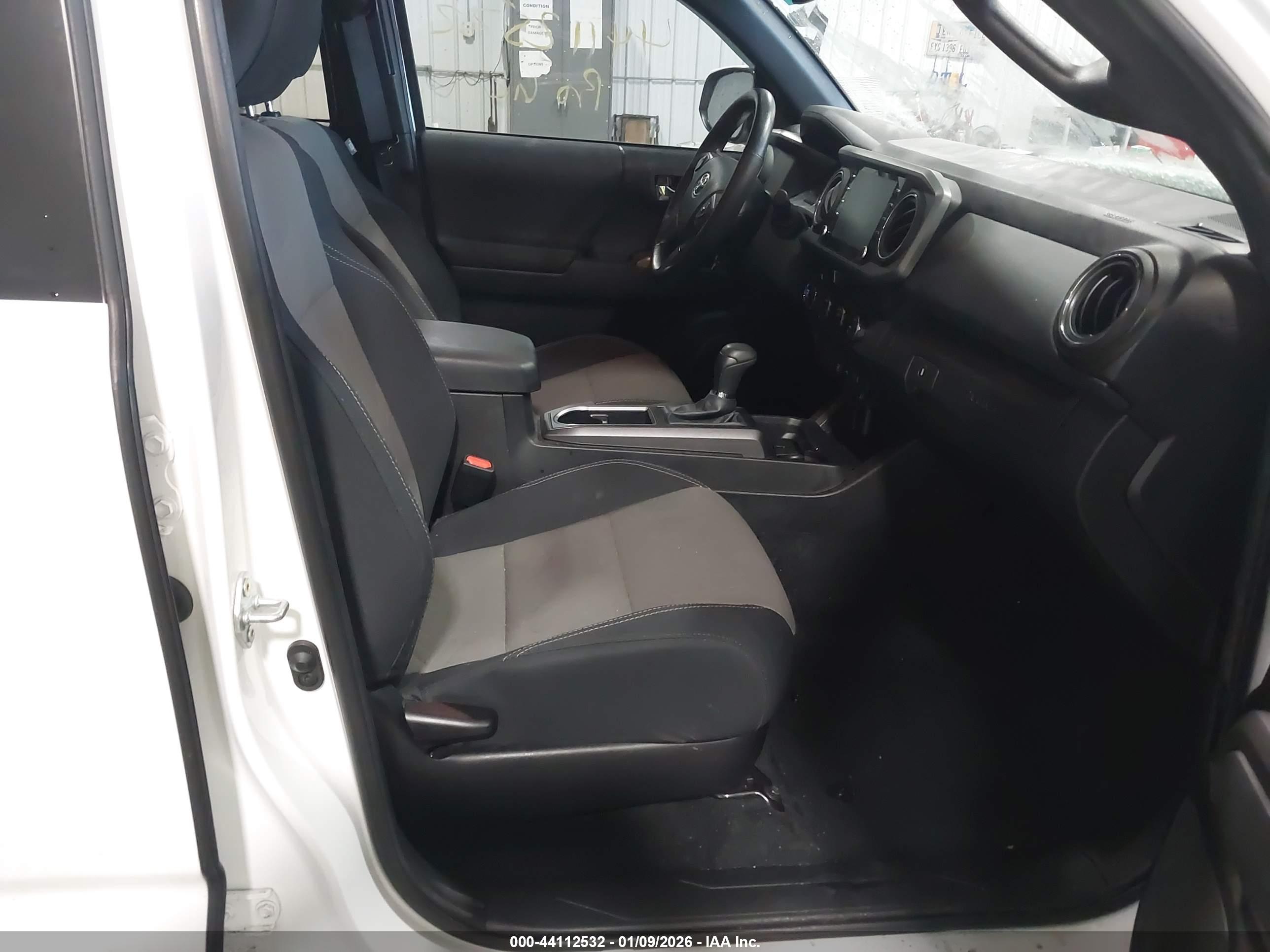 TOYOTA TACOMA image 5