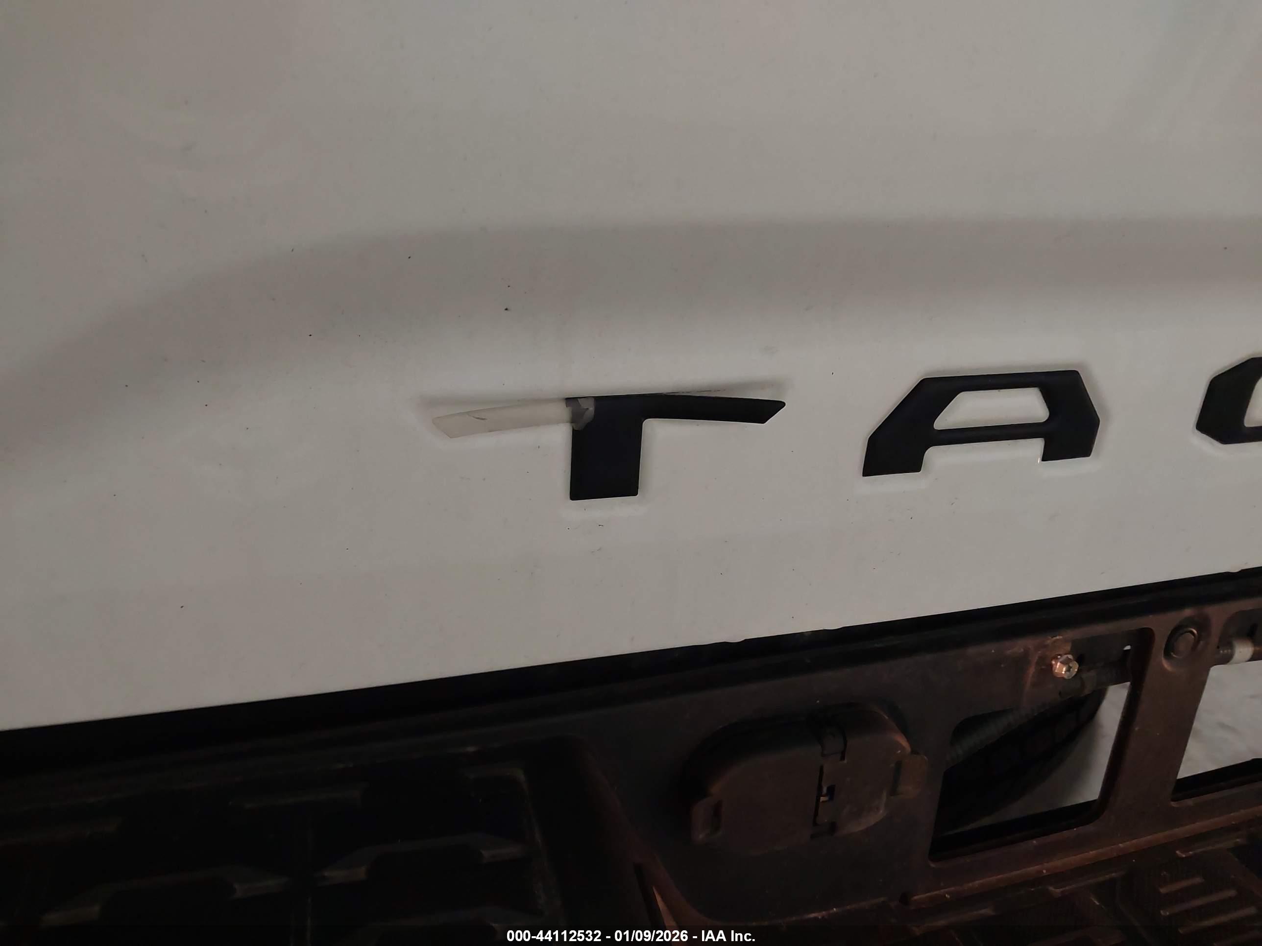 TOYOTA TACOMA image 6