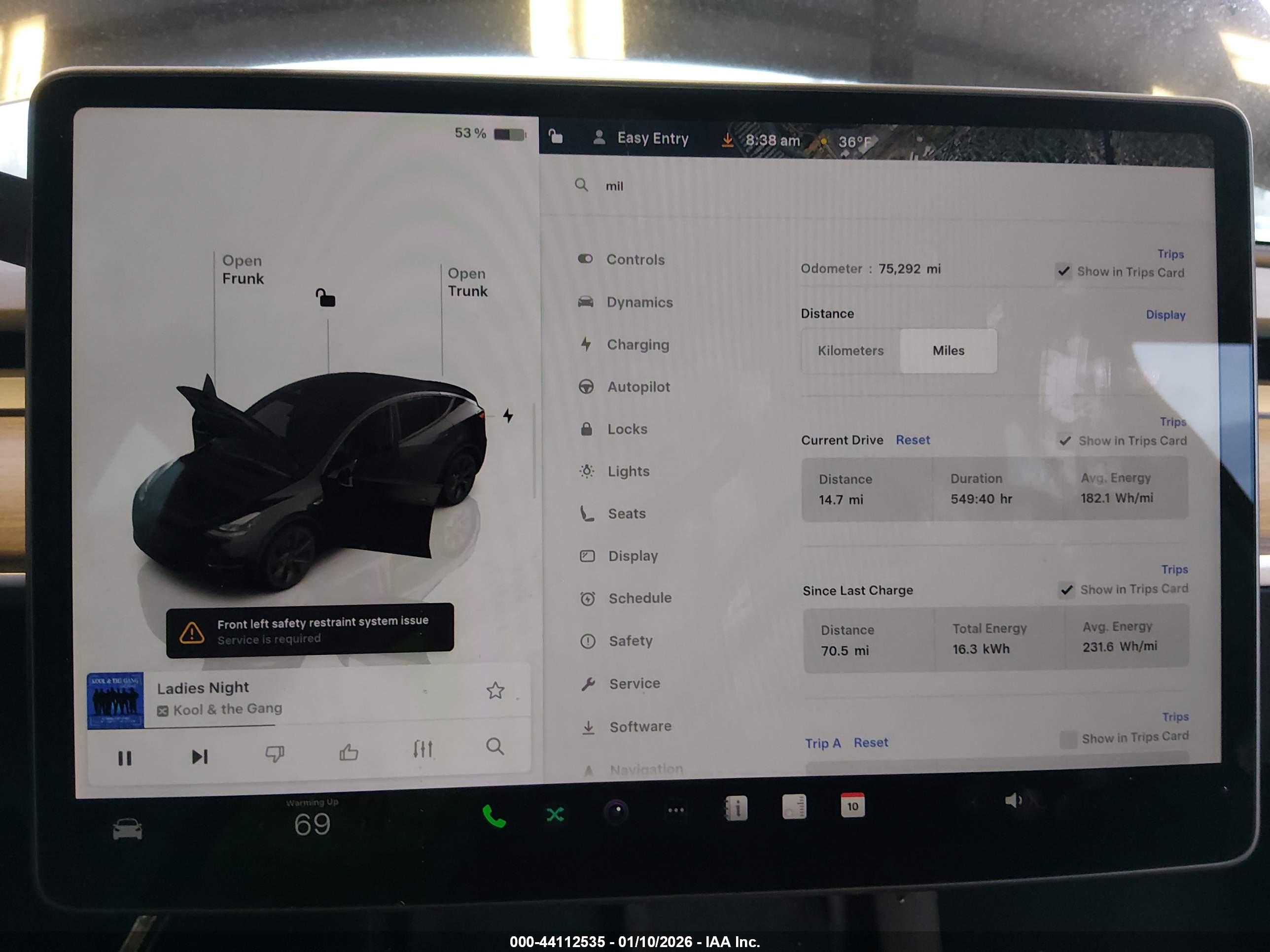 TESLA MODEL image 7