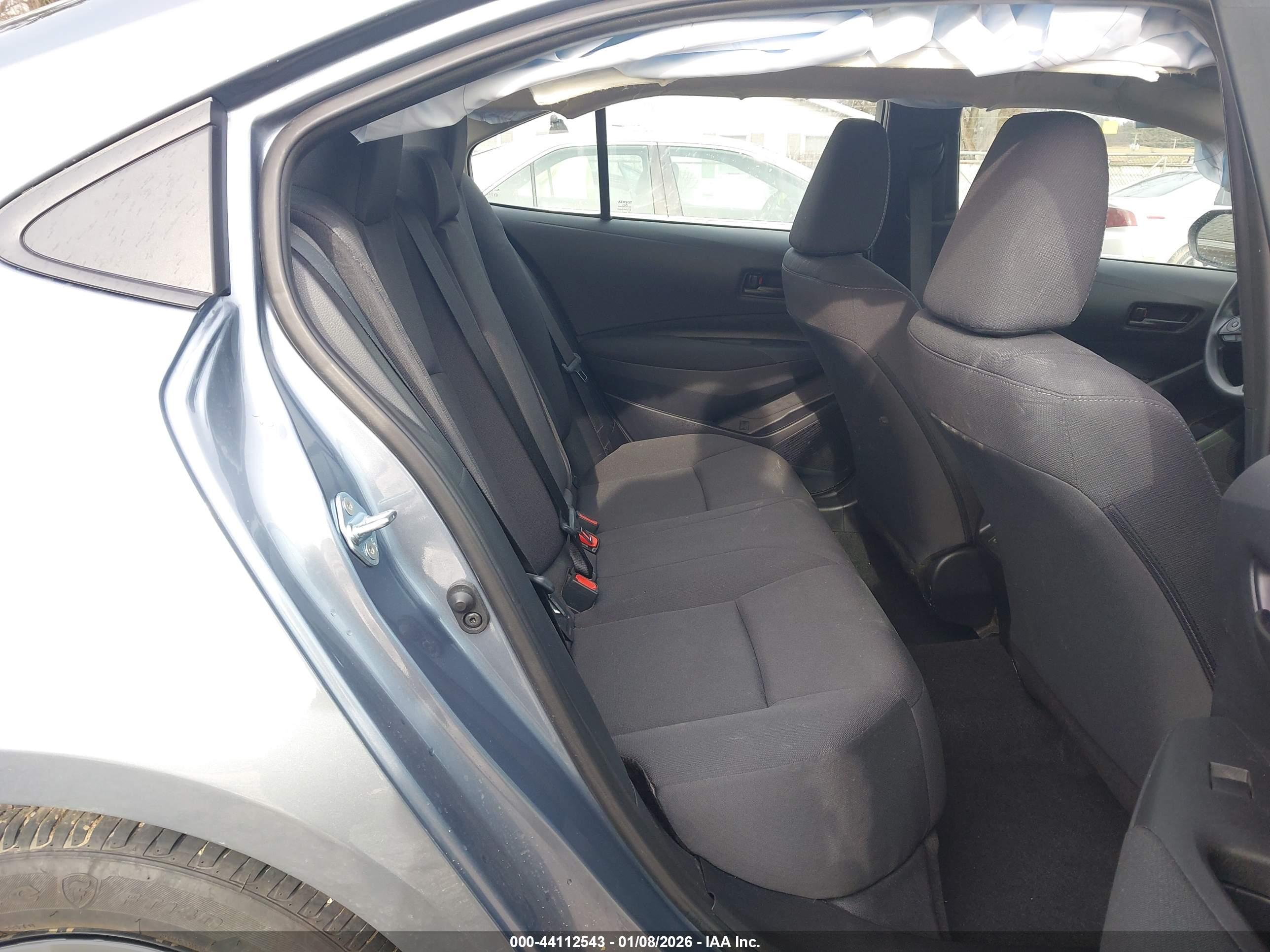 TOYOTA COROLLA image 8