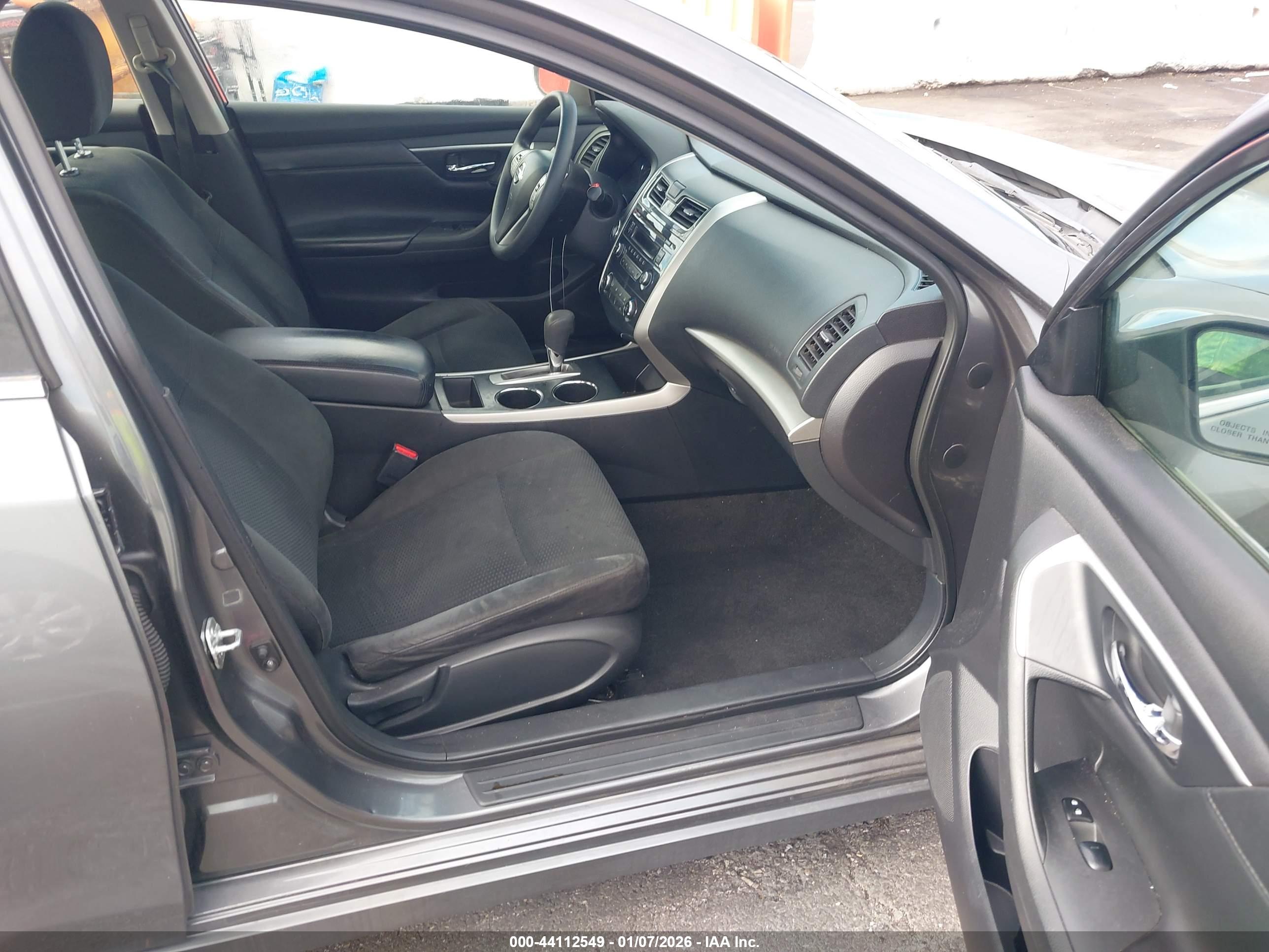 NISSAN ALTIMA image 5