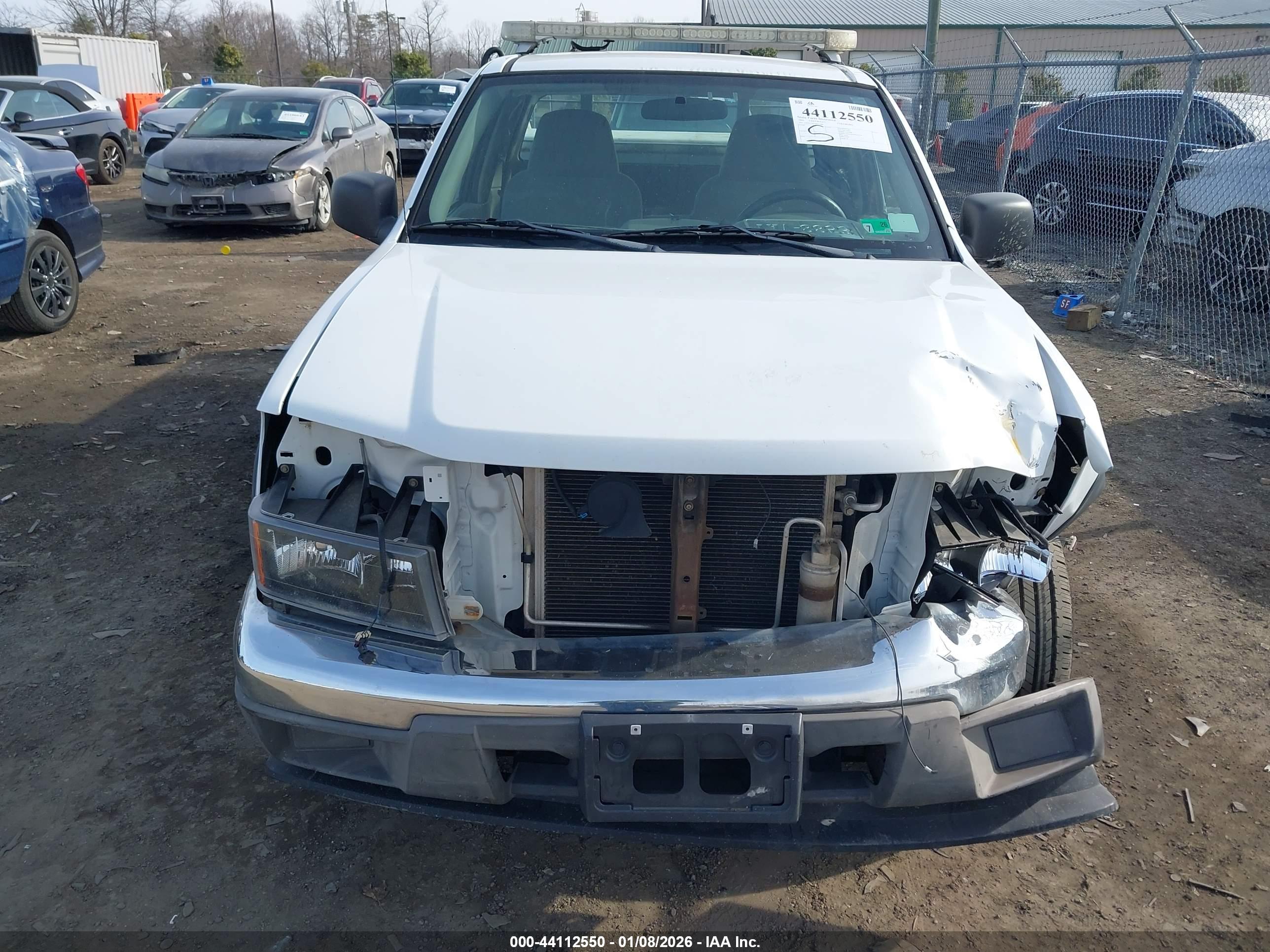 CHEVROLET COLORADO image 6