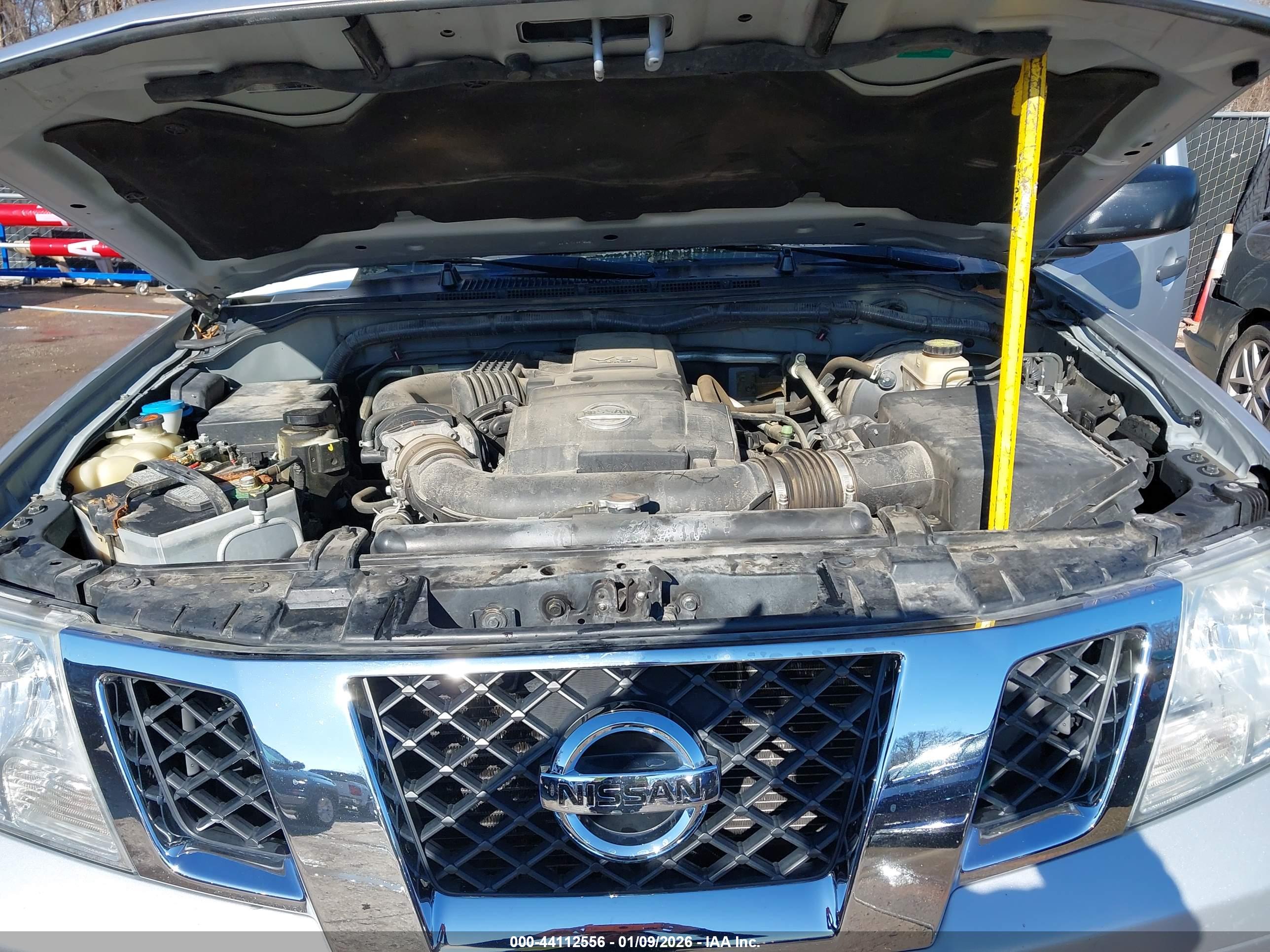 NISSAN FRONTIER image 10