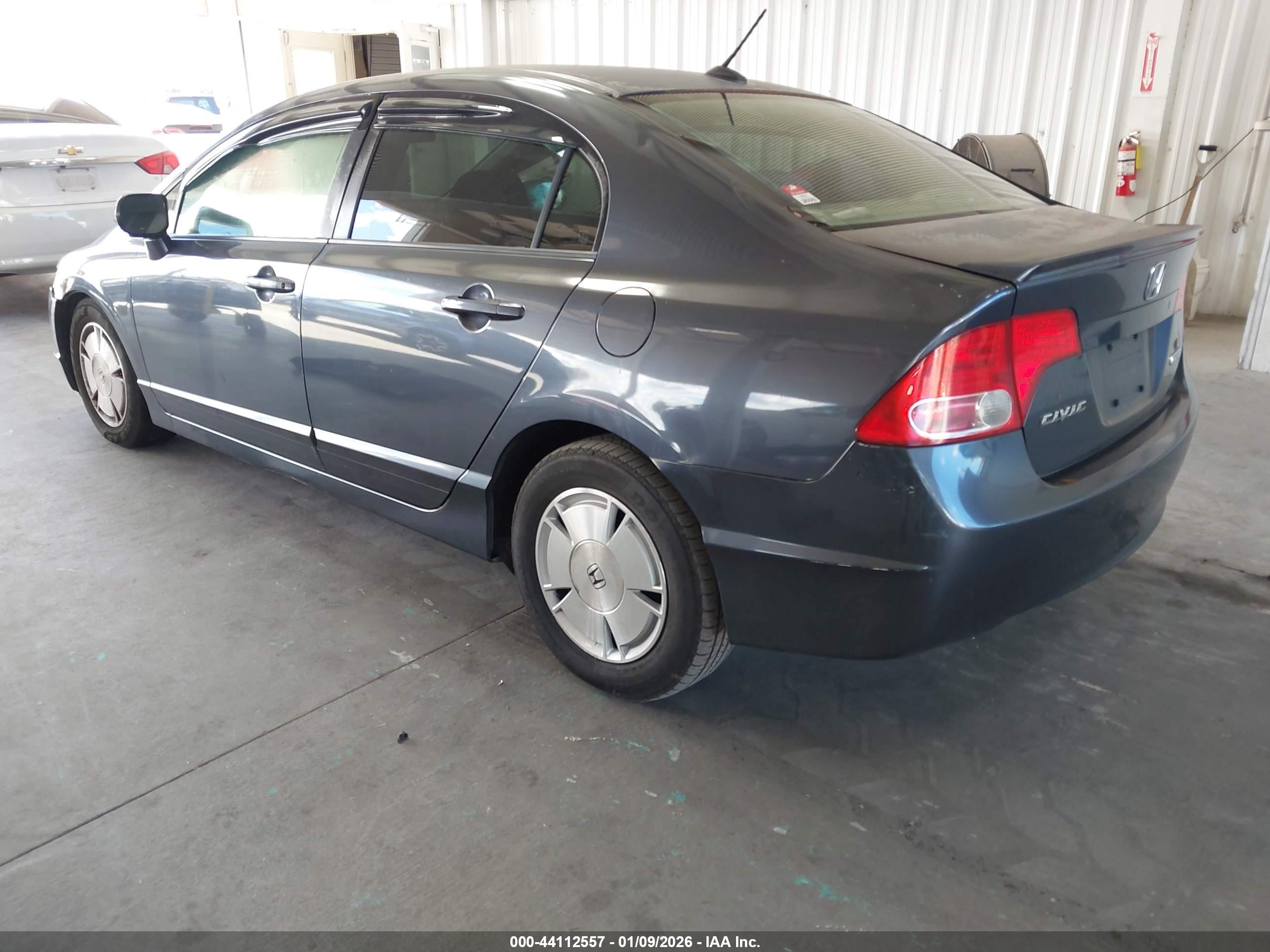 HONDA CIVIC image 3