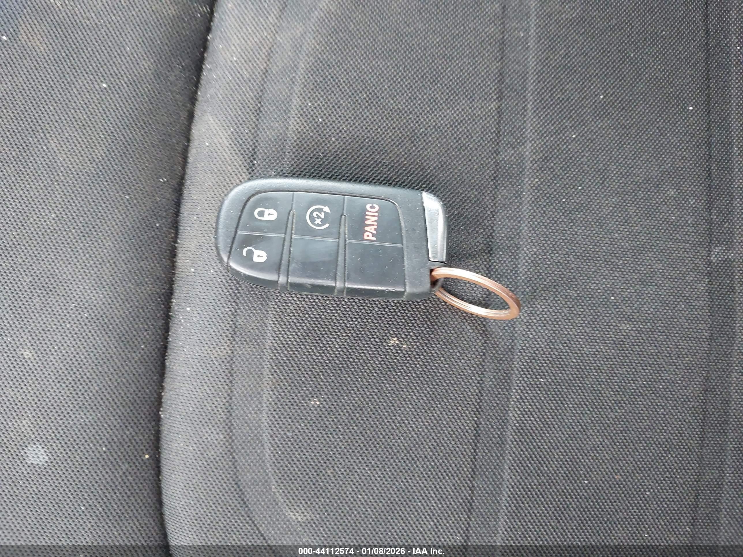 JEEP RENEGADE image 11