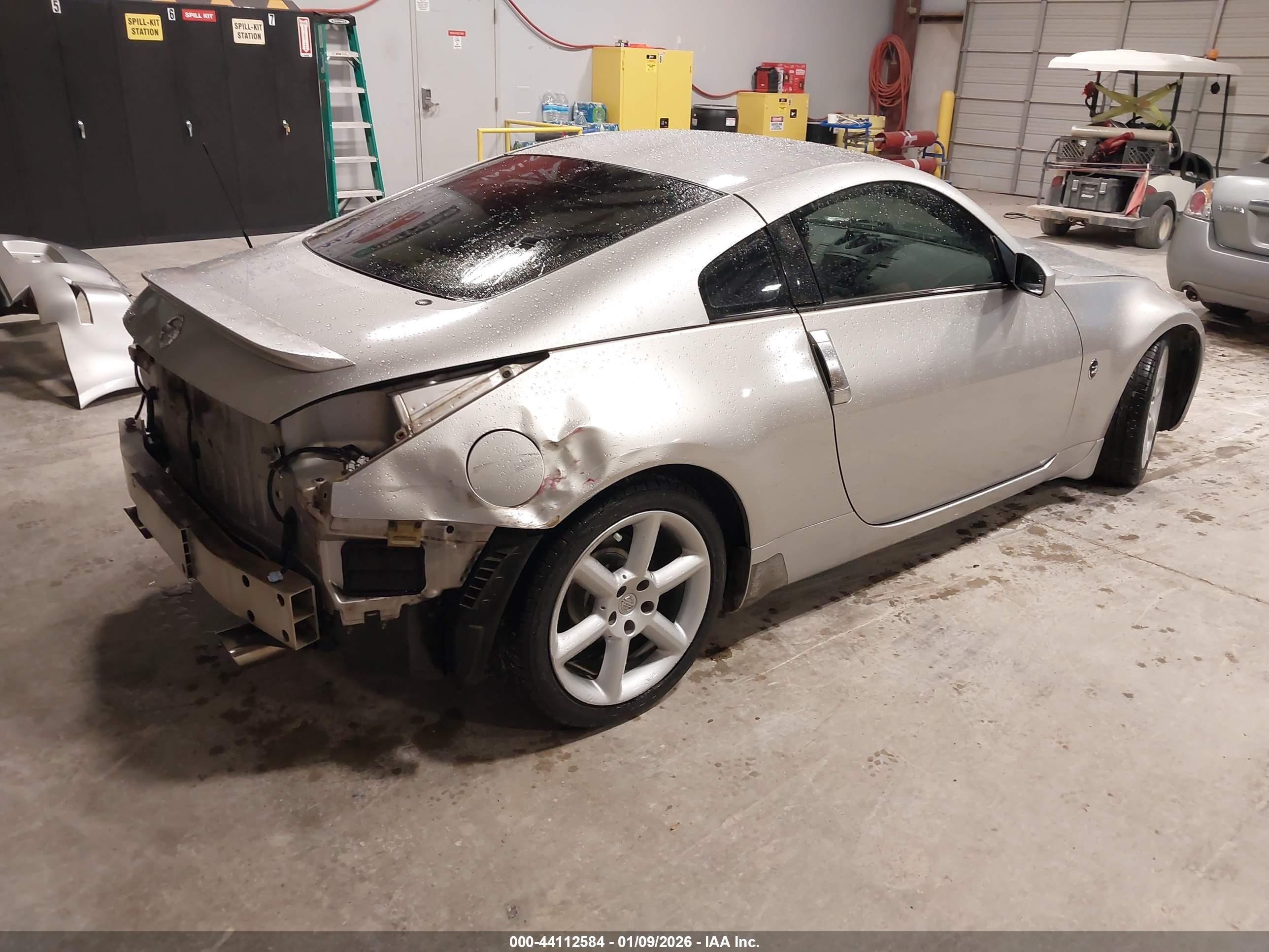 NISSAN 350Z image 4