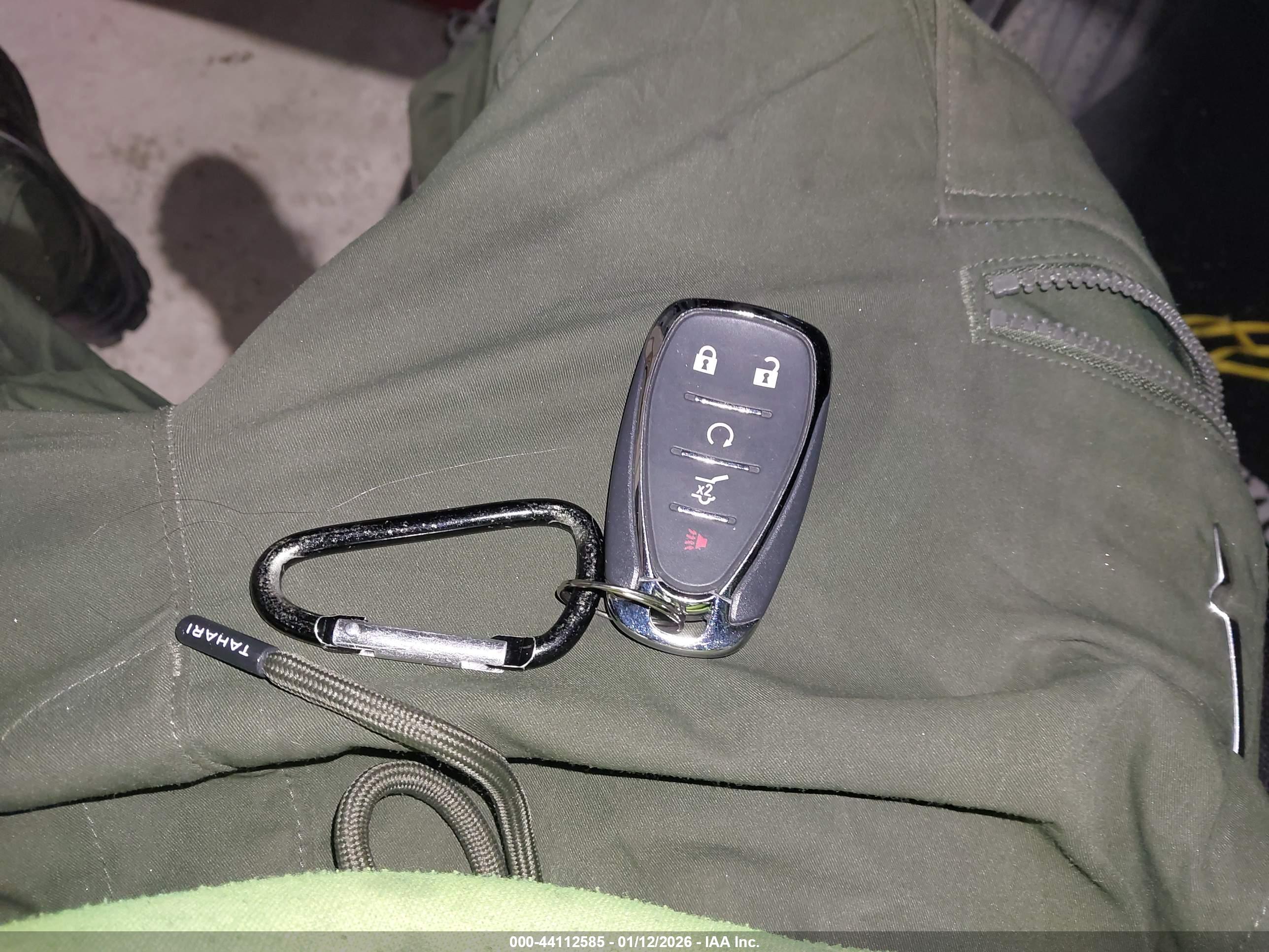 CHEVROLET EQUINOX image 11