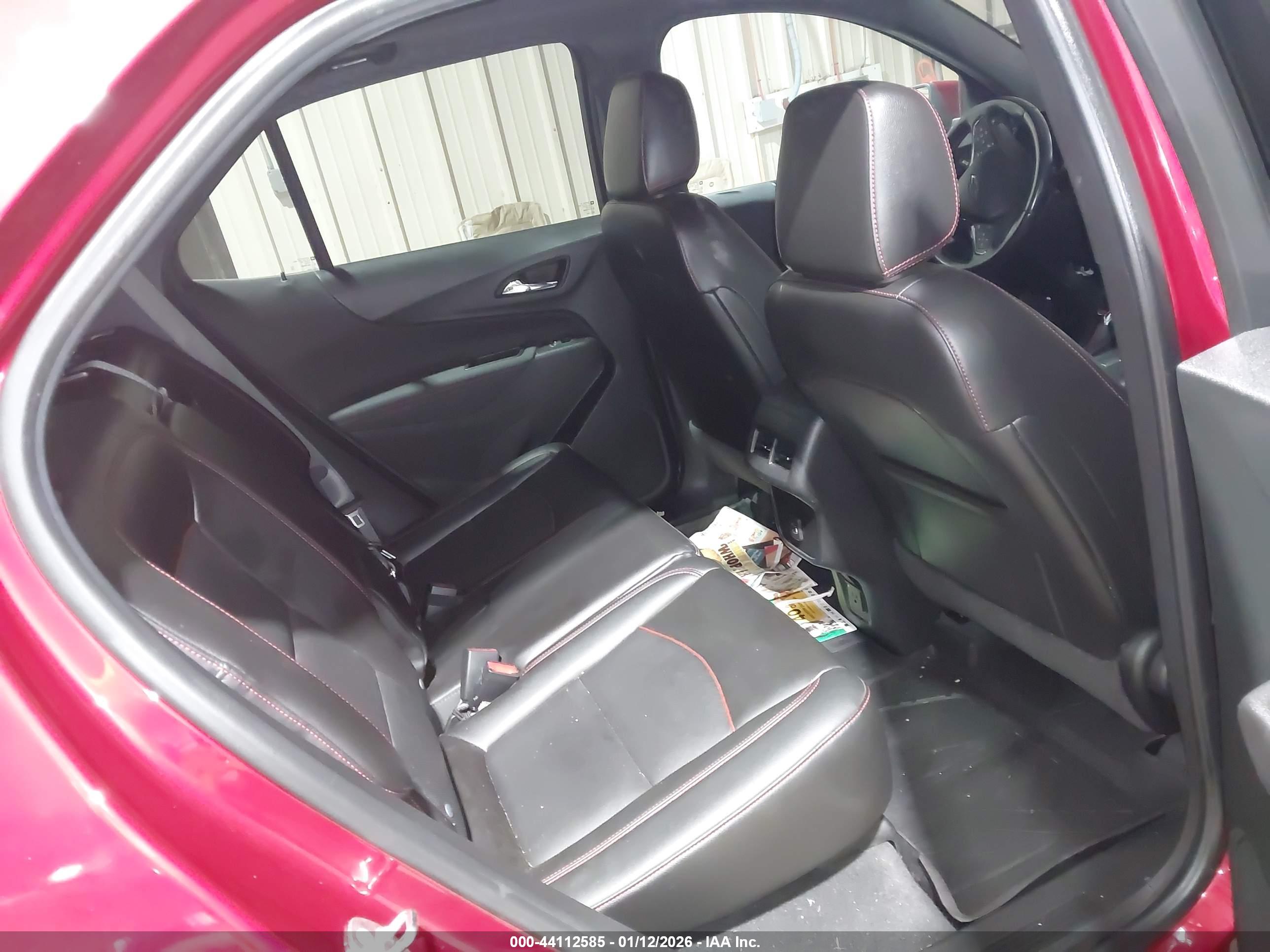 CHEVROLET EQUINOX image 8