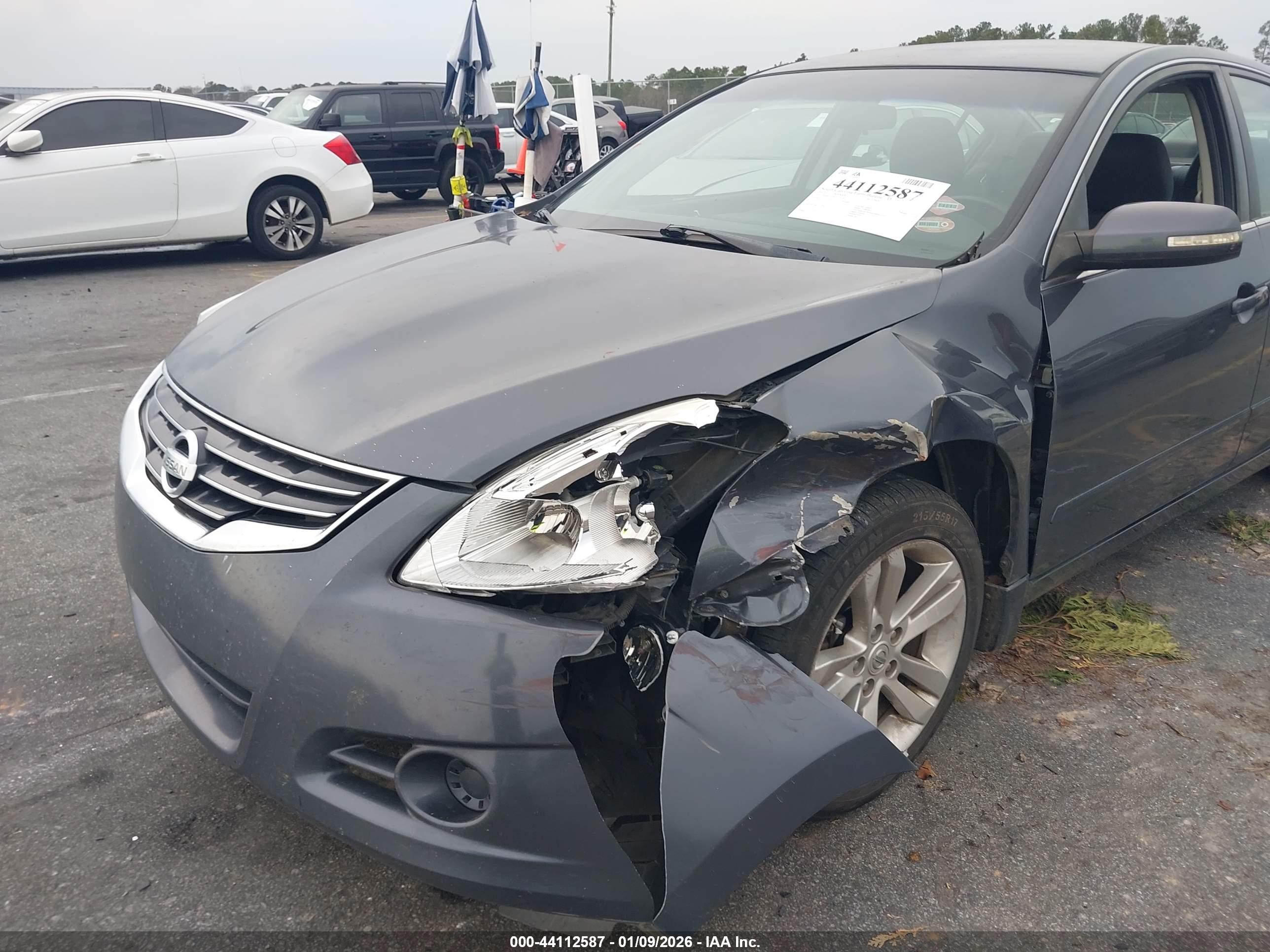NISSAN ALTIMA image 6