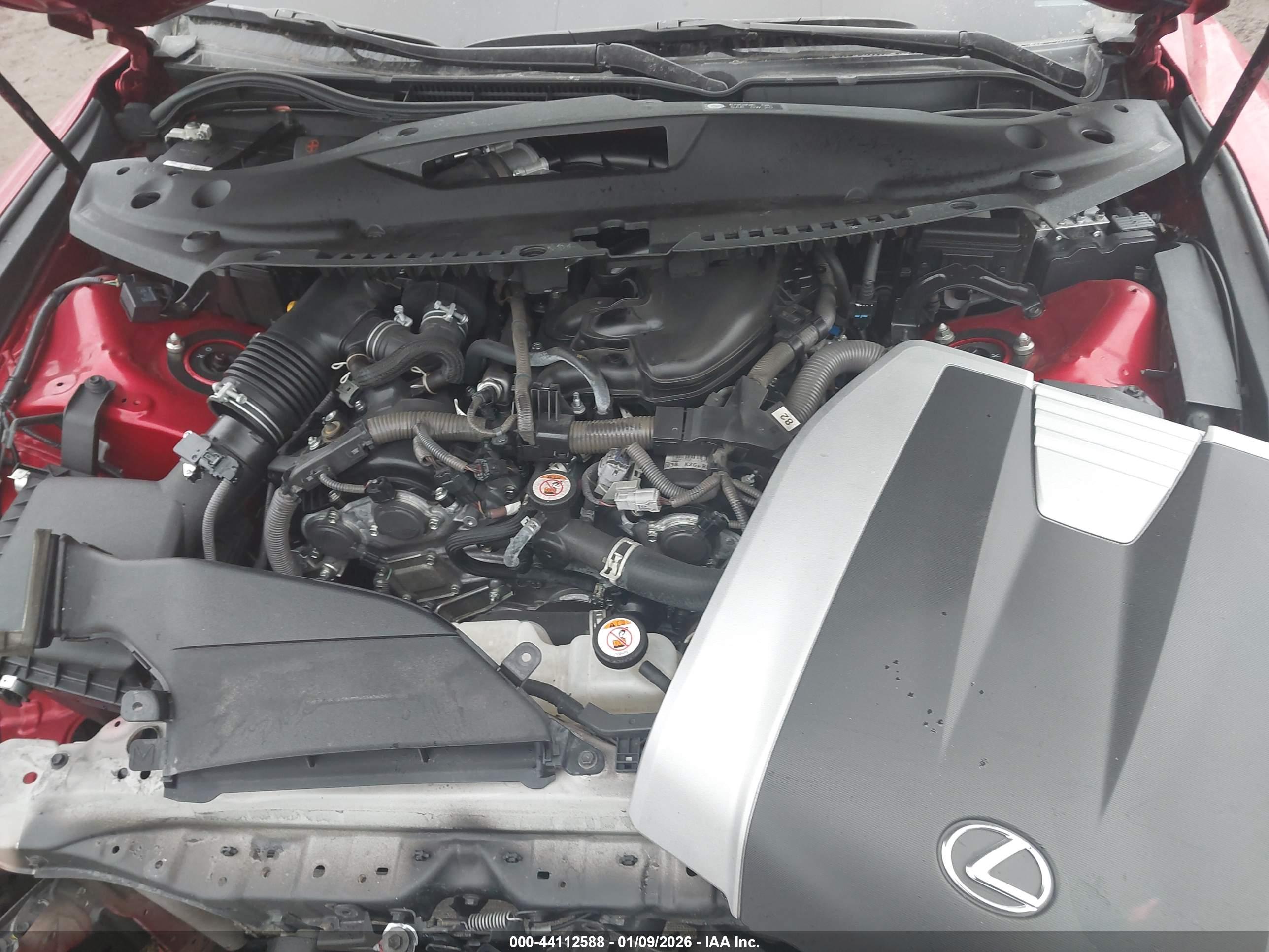 LEXUS IS image 10