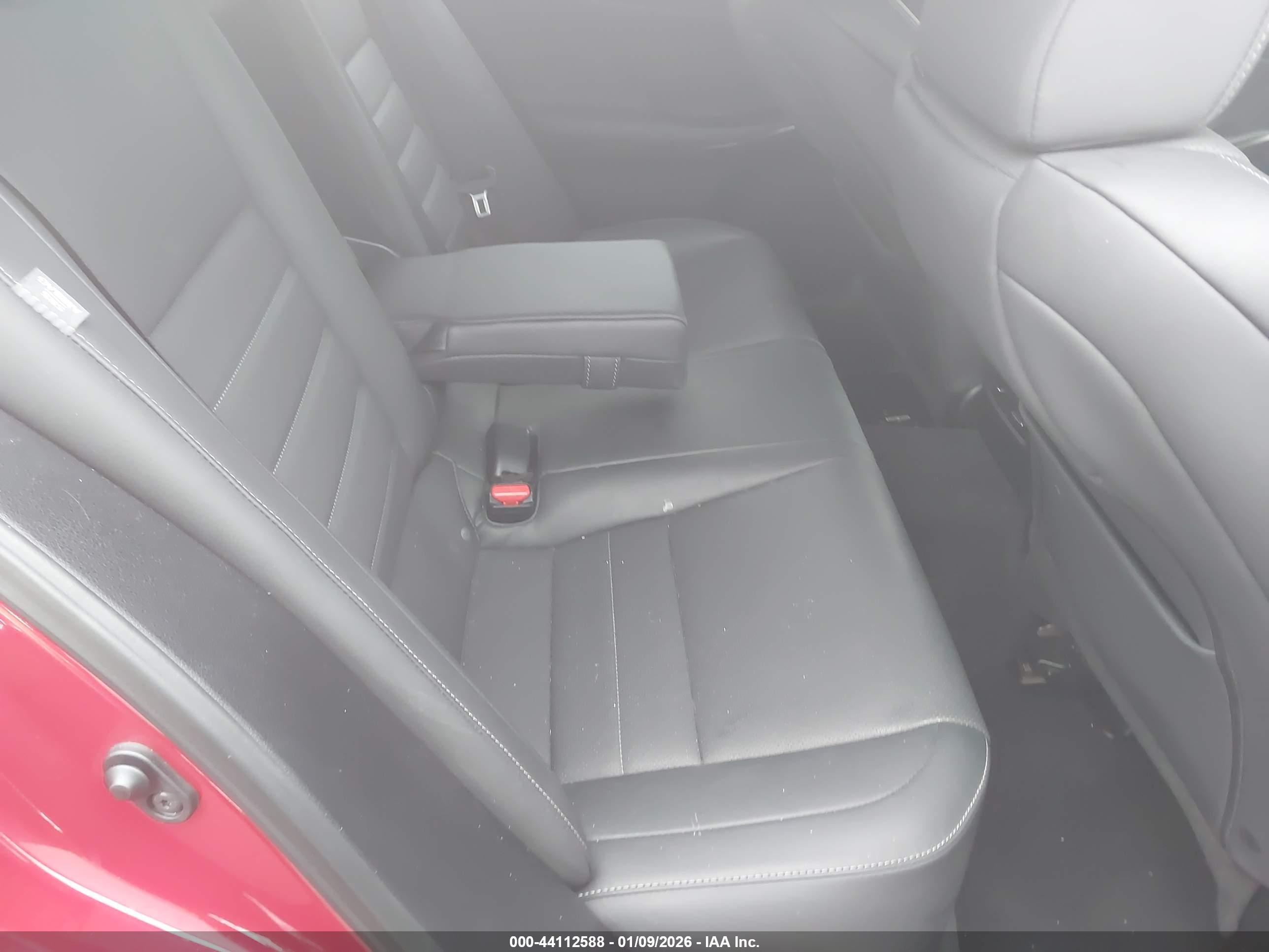 LEXUS IS image 8