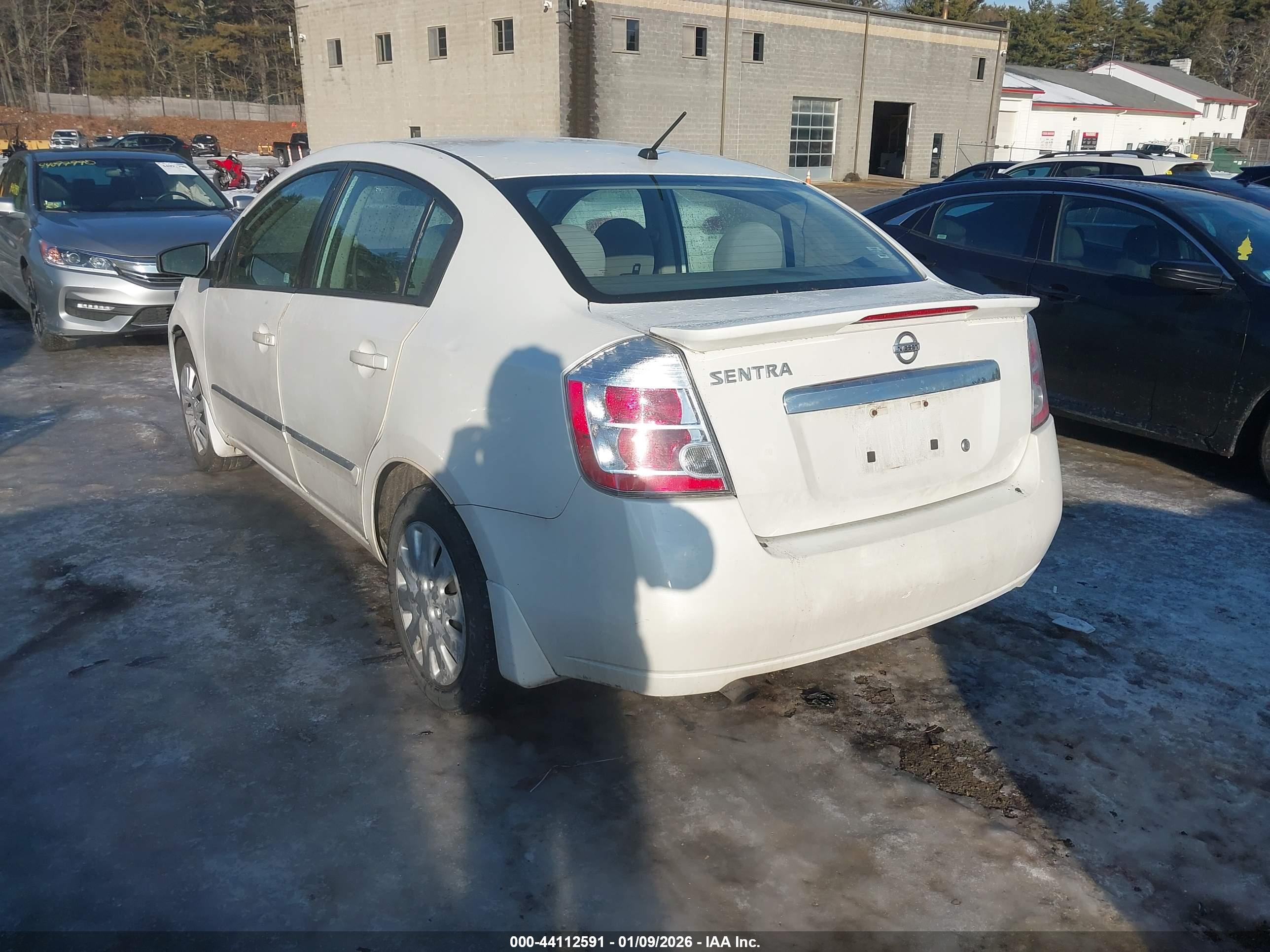 NISSAN SENTRA image 3