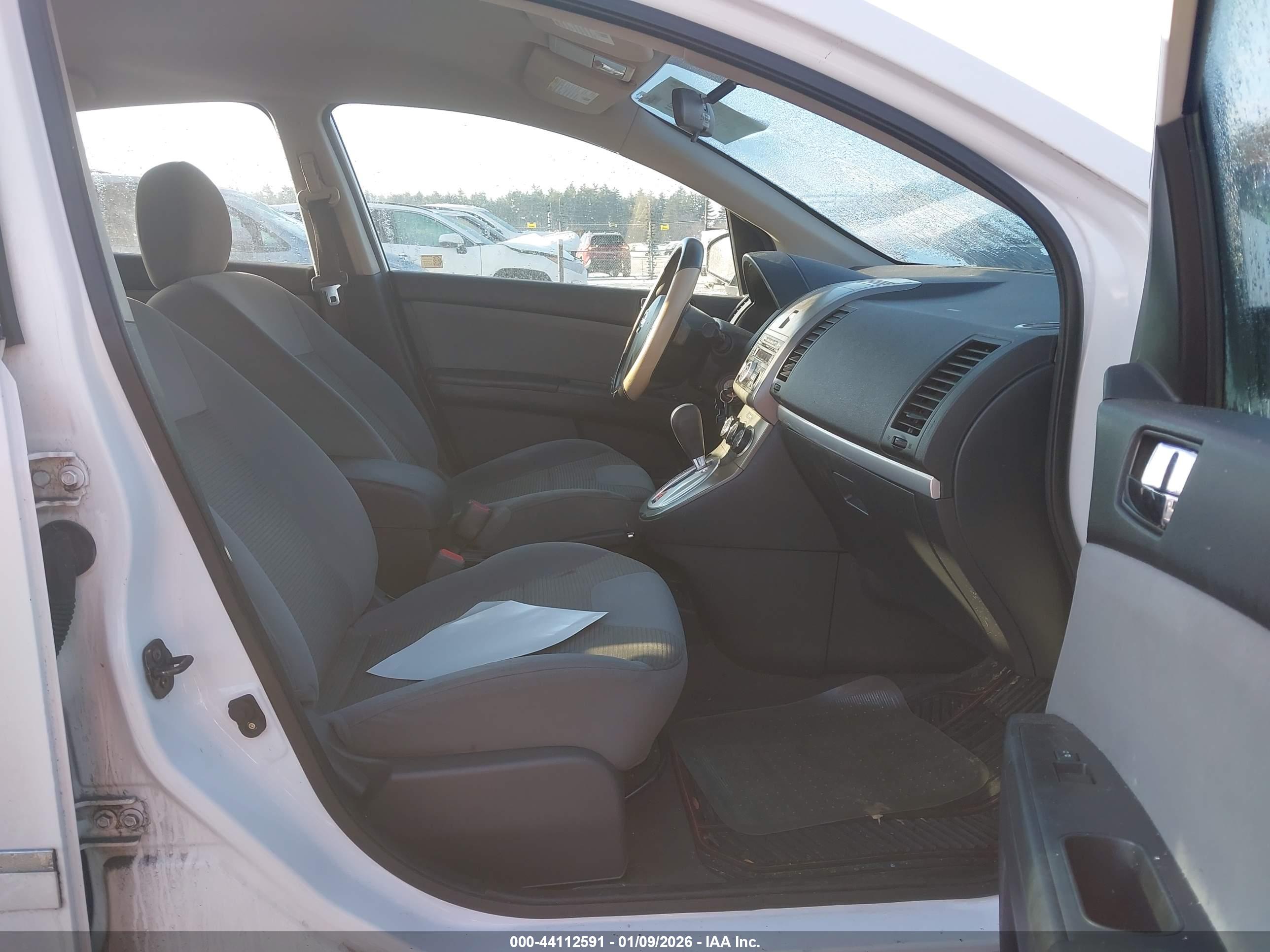 NISSAN SENTRA image 5