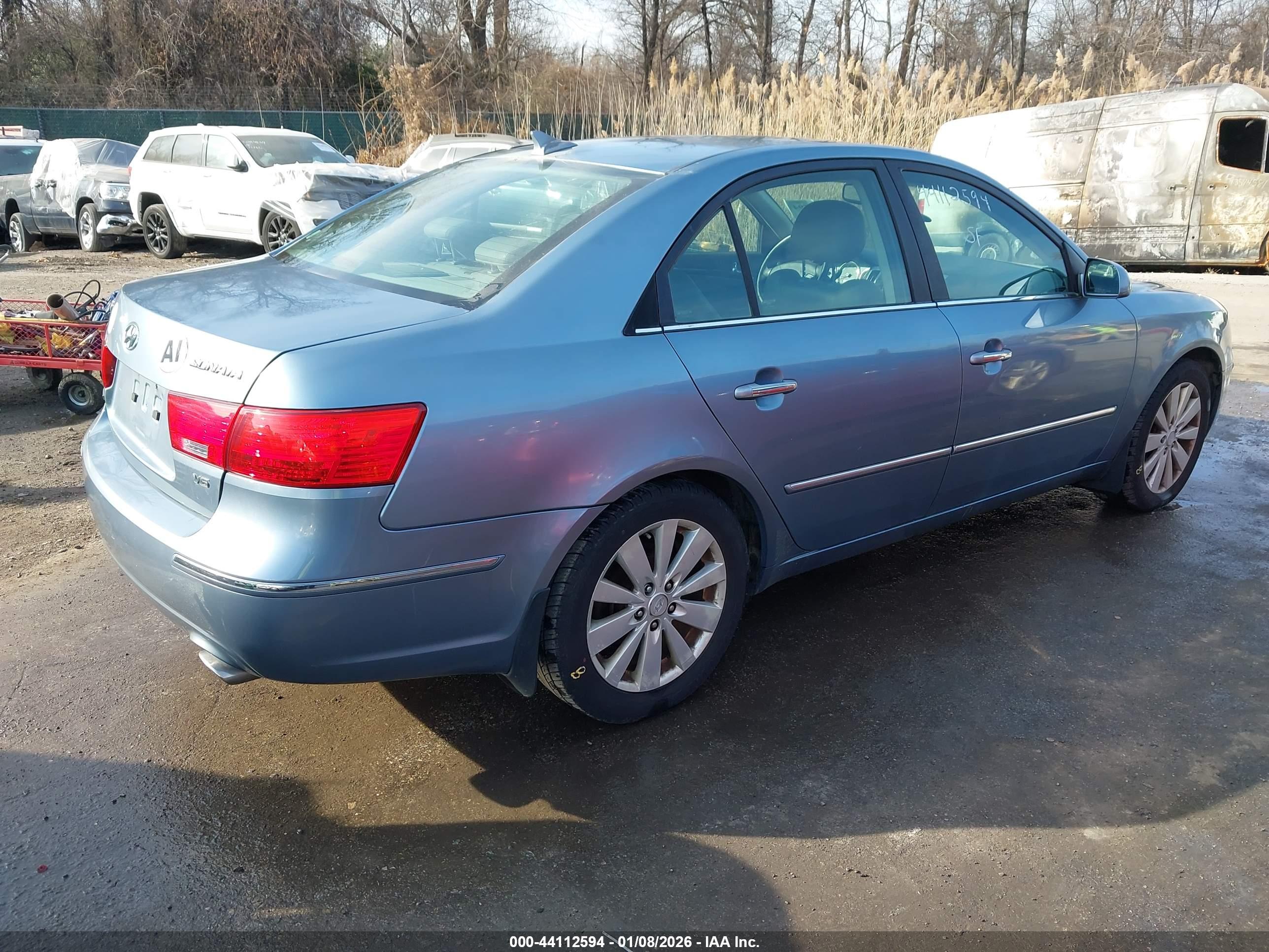 HYUNDAI SONATA image 4