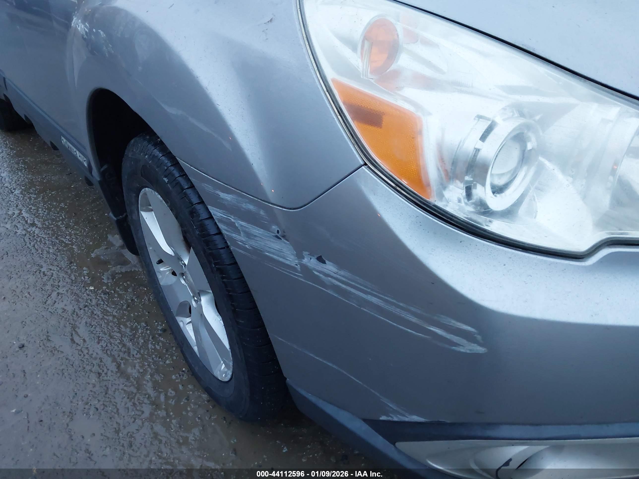 SUBARU OUTBACK image 6