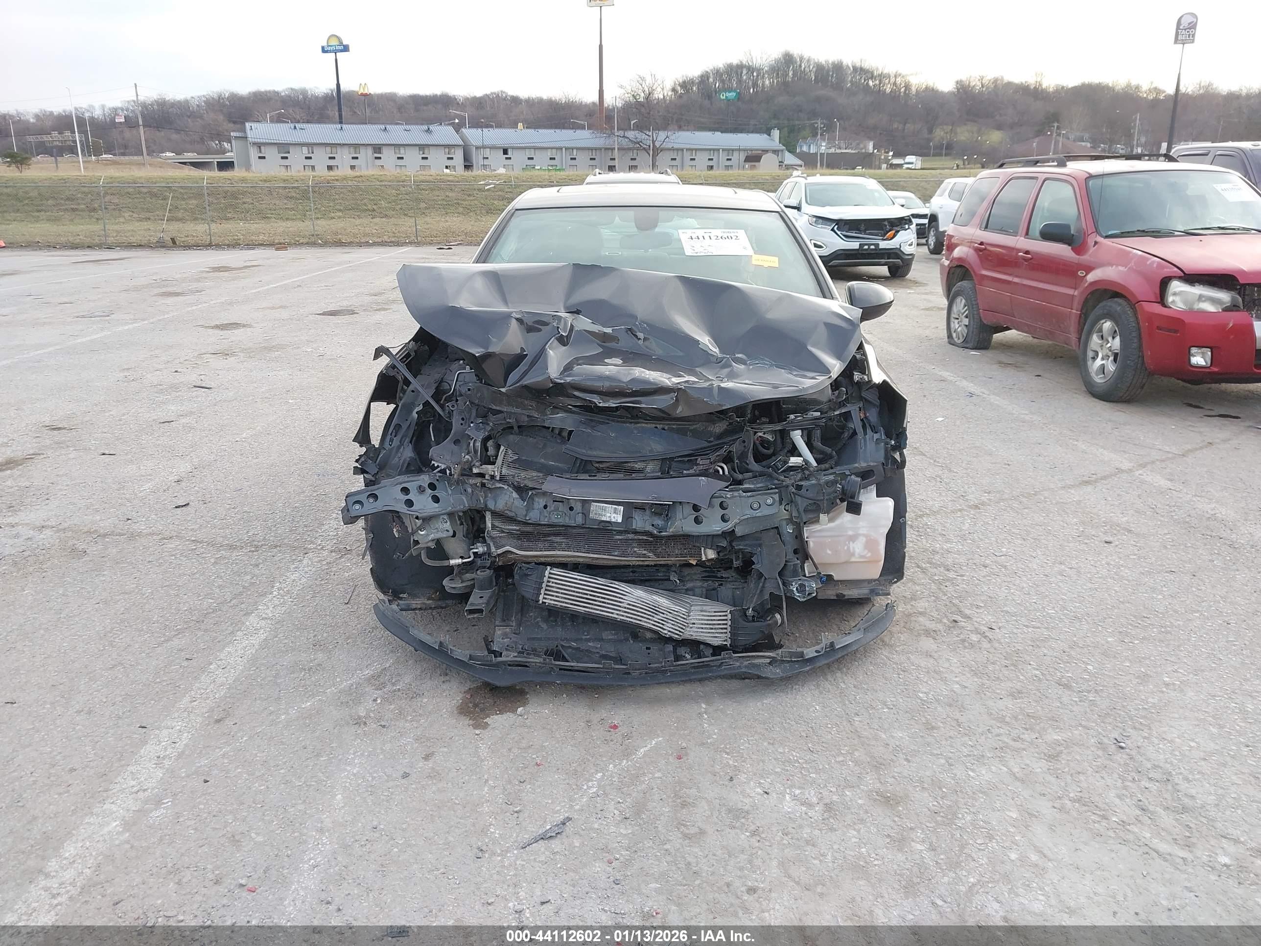 CHEVROLET CRUZE image 6