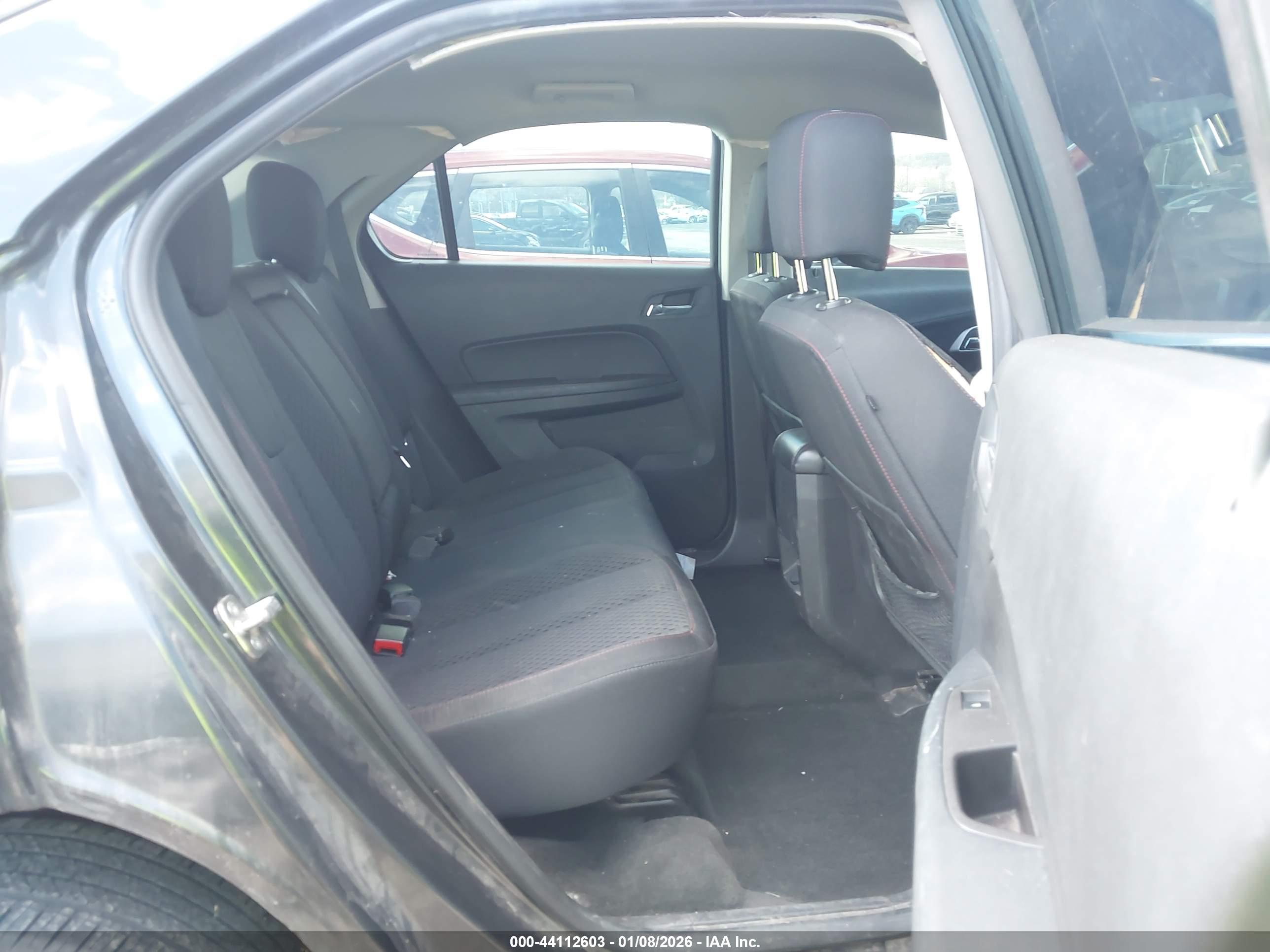 CHEVROLET EQUINOX image 8