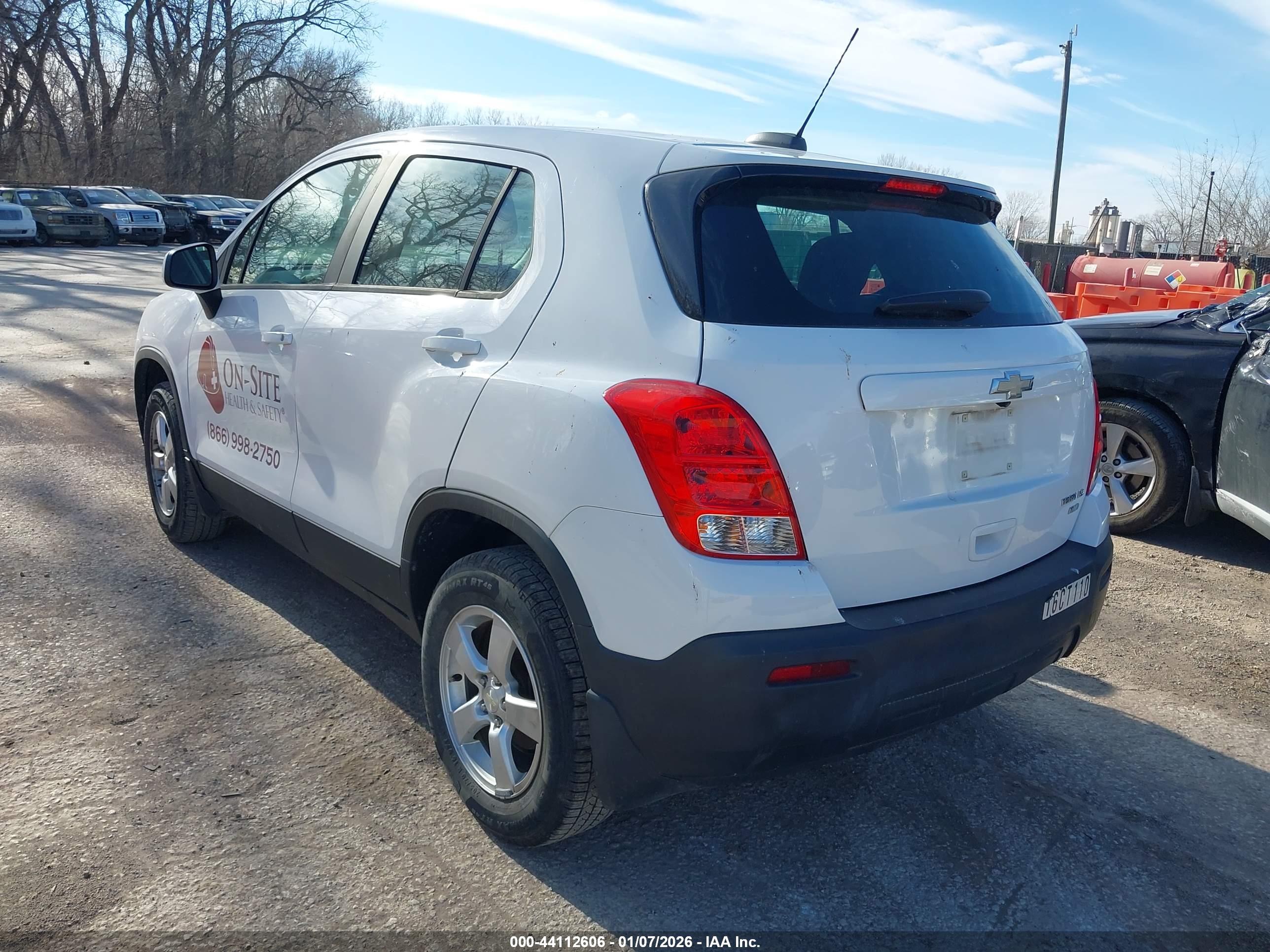 CHEVROLET TRAX image 3