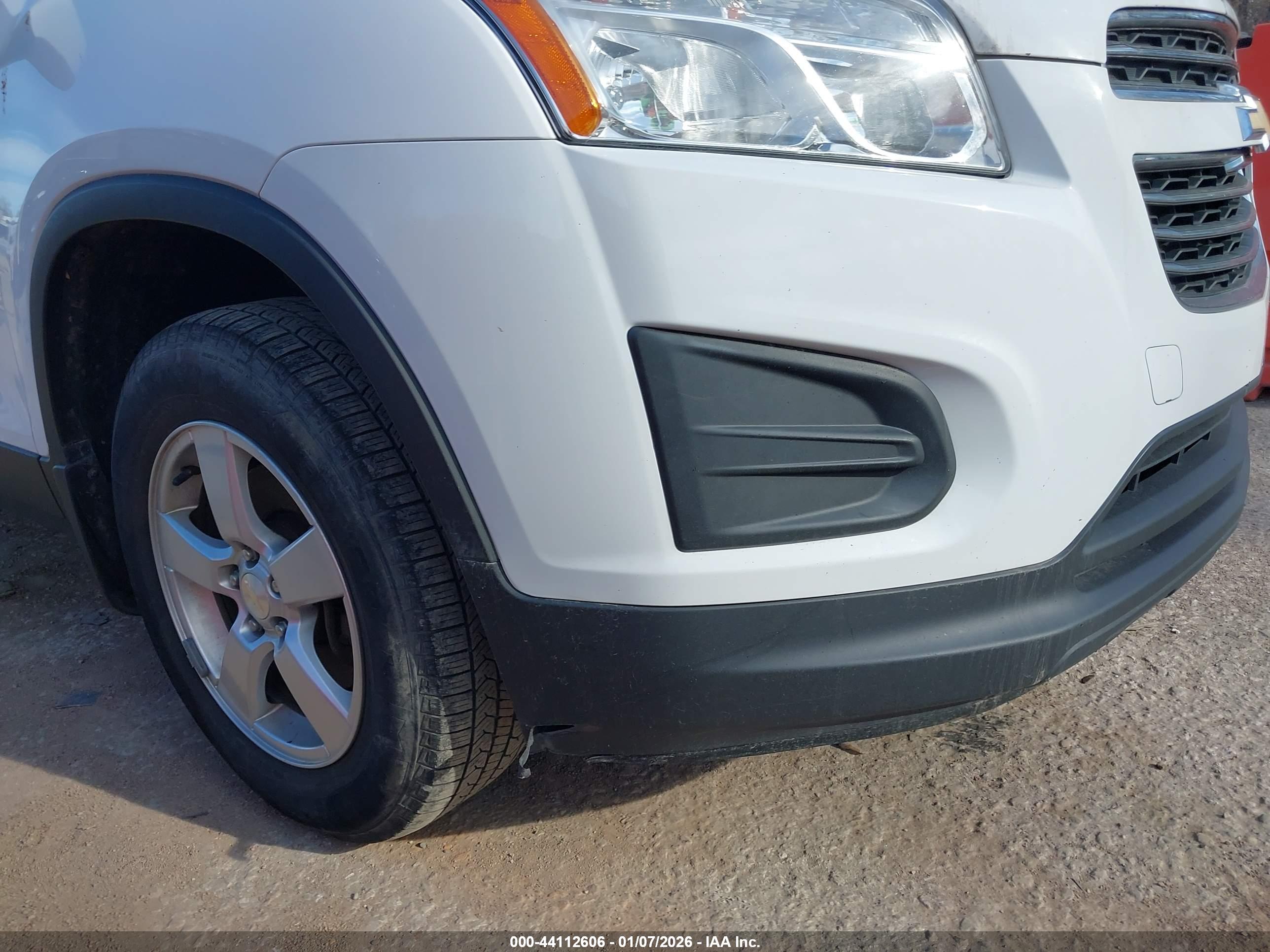 CHEVROLET TRAX image 6