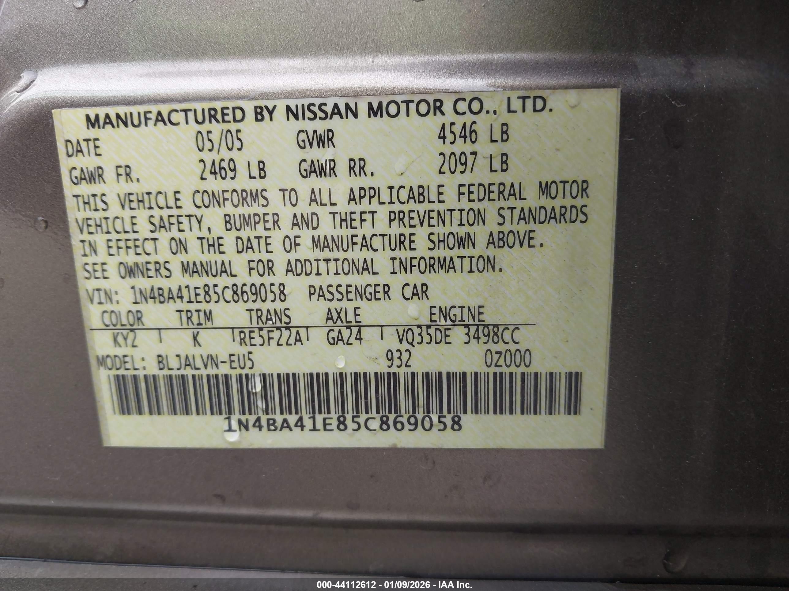 NISSAN MAXIMA image 9