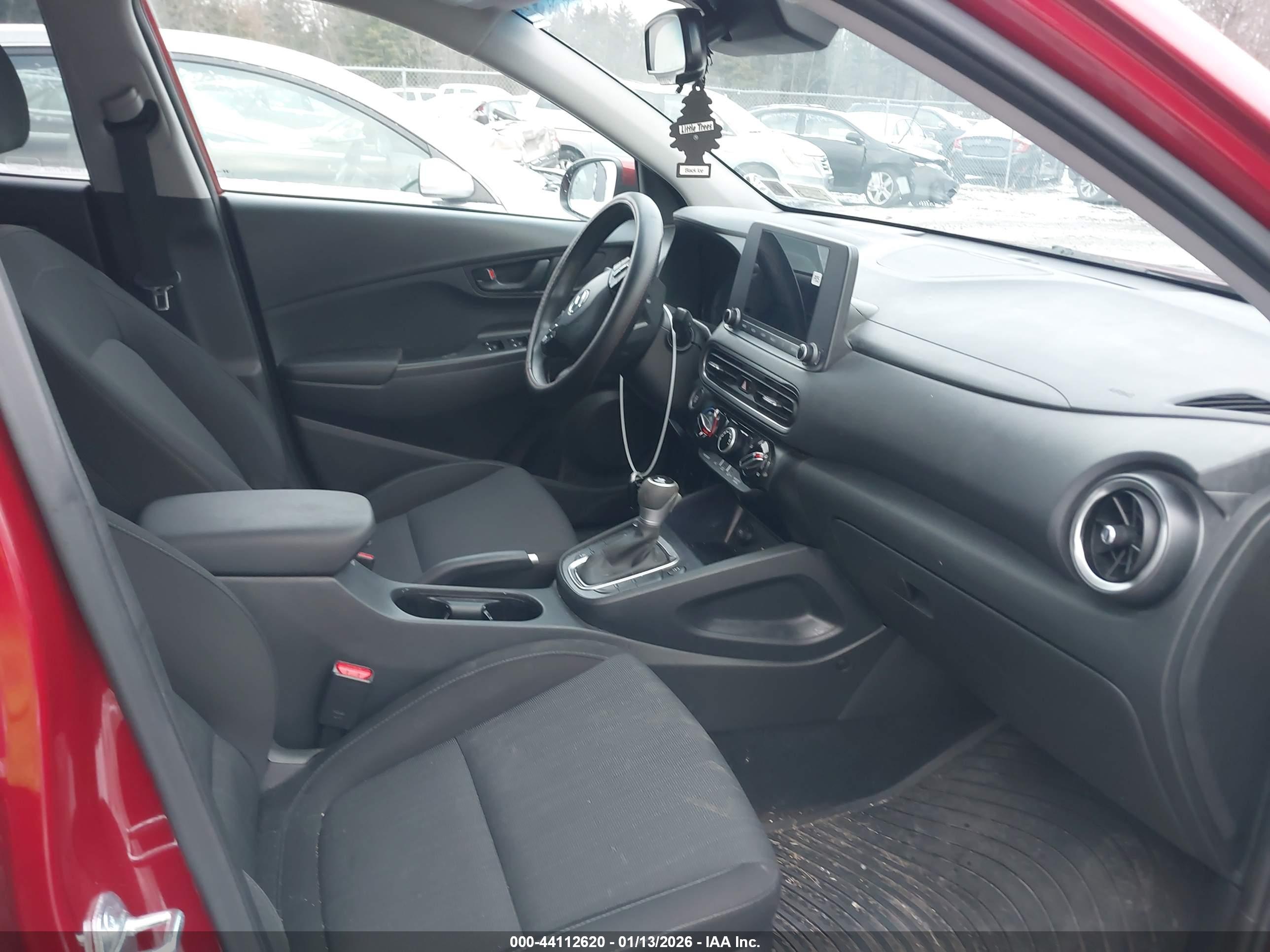 HYUNDAI KONA image 5